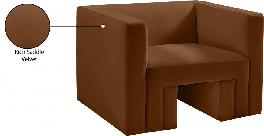 

    
665Saddle-S-3PCS Meridian Furniture Living Room Set
