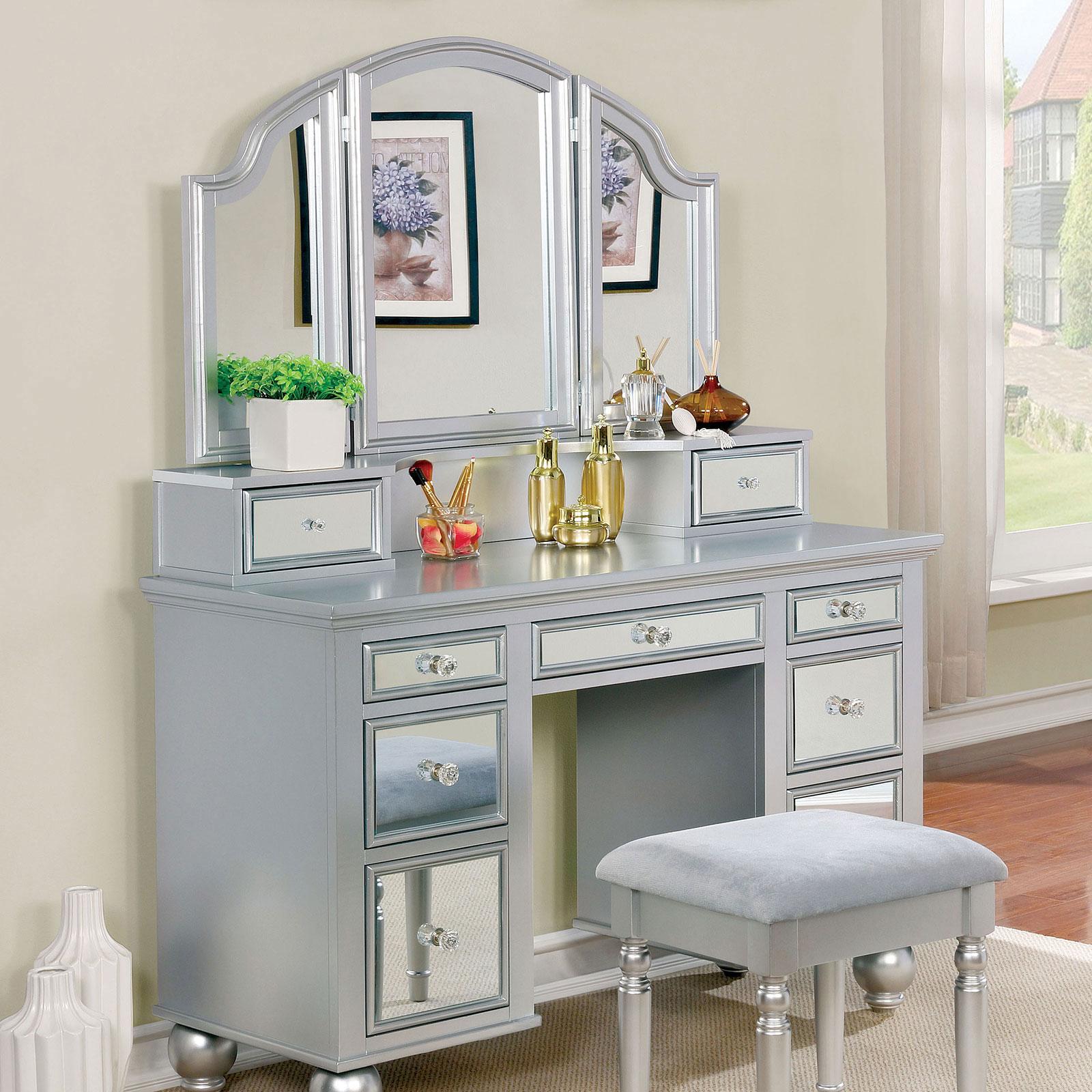 Contemporary Makeup Vanity TRACY CM-DK6162SV CM-DK6162SV in Silver Fabric