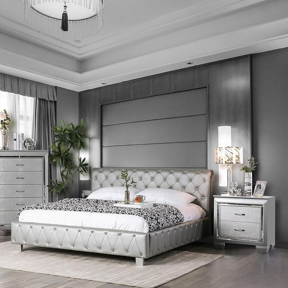 

    
Contemporary Silver Solid Wood King Bedroom Set 3pcs Furniture of America CM7056SV-EK Juilliard
