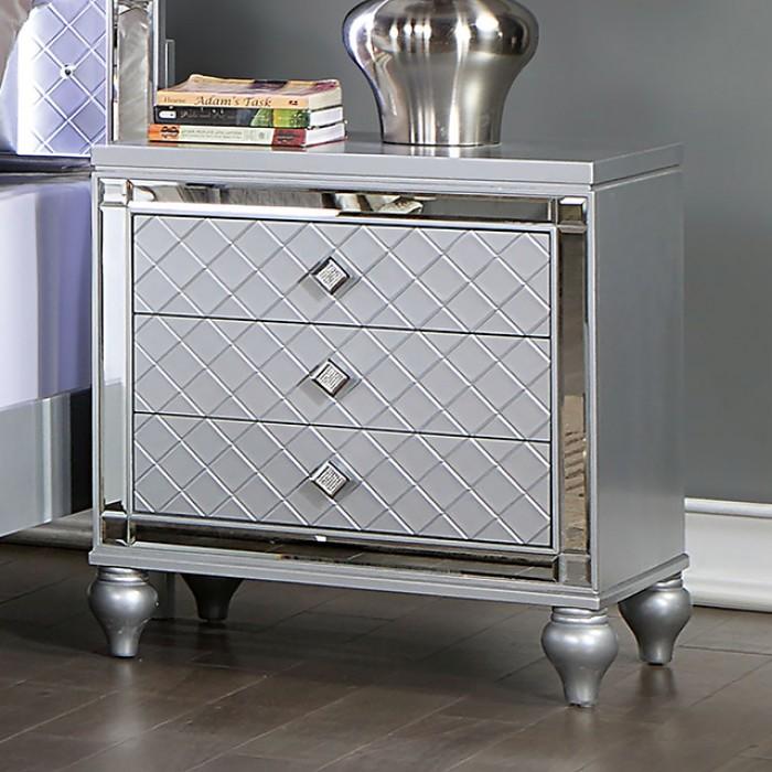 

    
Contemporary Silver Solid Wood Nightstand Furniture of America Calandria CM7320SV-N
