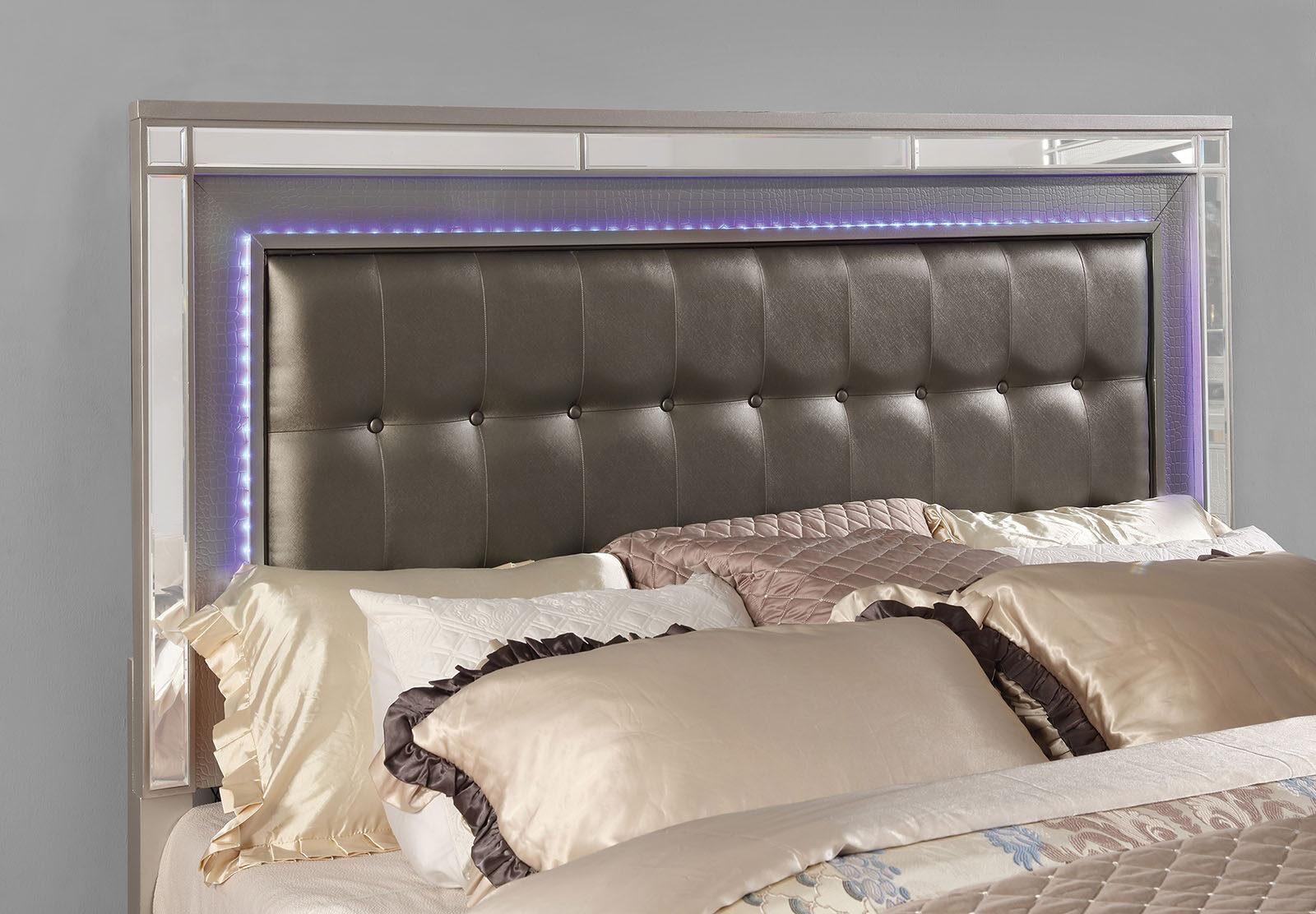 

    
CM7977SV-Q-6PC Contemporary Silver Solid Wood Queen Bedroom Set 6pcs Furniture of America CM7977SV Brachium
