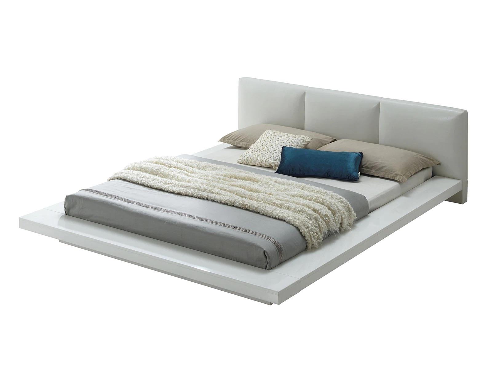 Contemporary Panel Bed CHRISTIE CM7550-EK CM7550-EK in White Leatherette