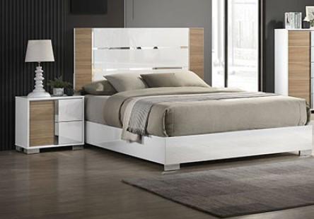 

    
Contemporary White and Natural Wood Cal king Bed Set 3pcs Furniture of America Erlangen CM7462WH-CK-3PCS
