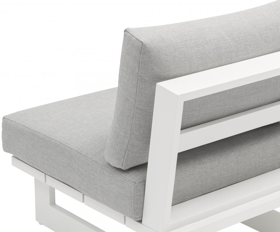 

    
337Grey-Armless Contemporary White/Light Grey Aluminium Modular Armless Accent Chair Meridian Furniture Maldives 337Grey-Armless
