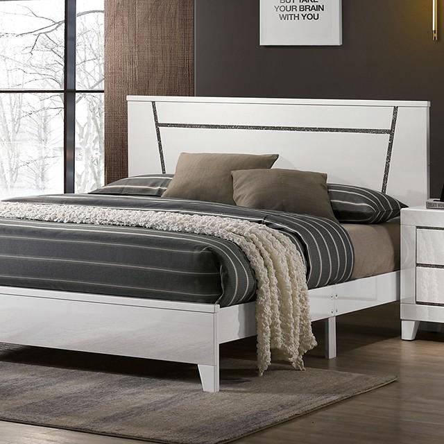 Contemporary Panel Bed FOA7038WH-CK Magdeburg FOA7038WH-CK in White 