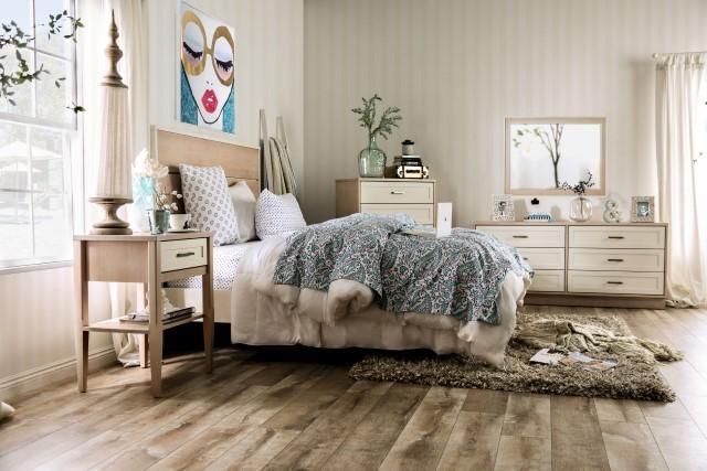 

    
Contemporary White Solid Wood California King Platform Bed Furniture of America Roseburg FOA7605-CK
