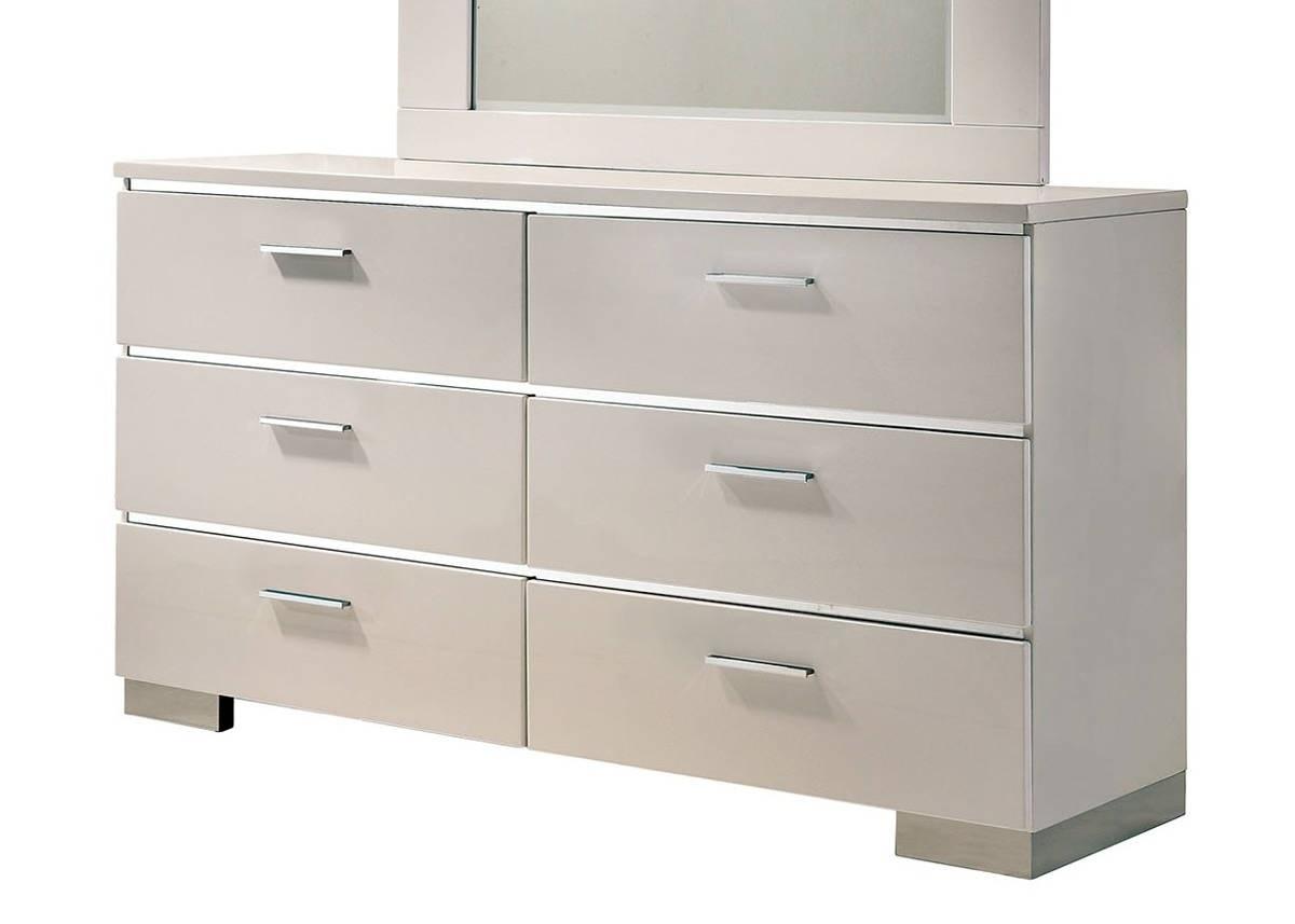 Contemporary Dresser CM7049WH-D Carlie CM7049WH-D in White 