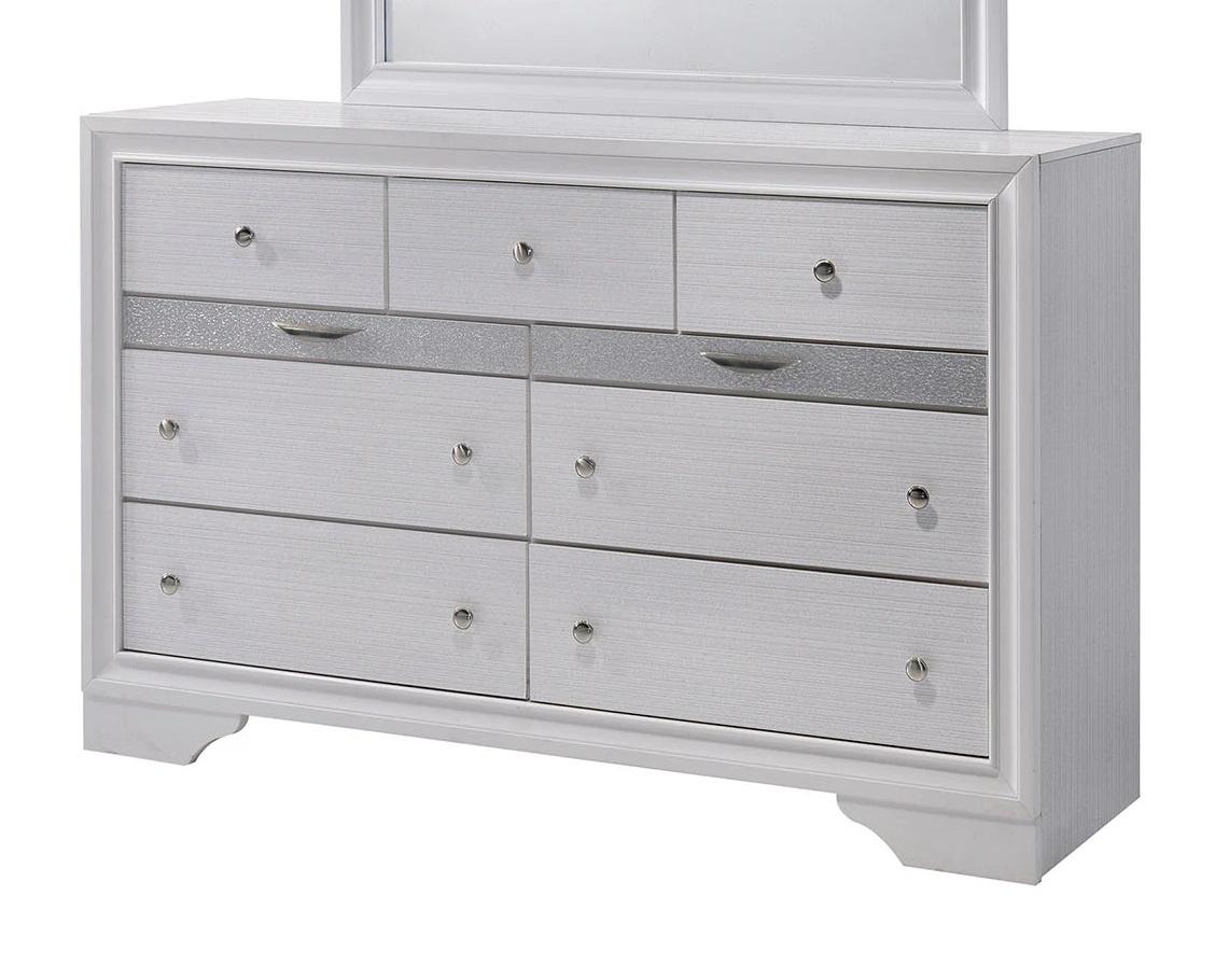 

    
Contemporary White Solid Wood Dresser Furniture of America CM7552D Chrissy
