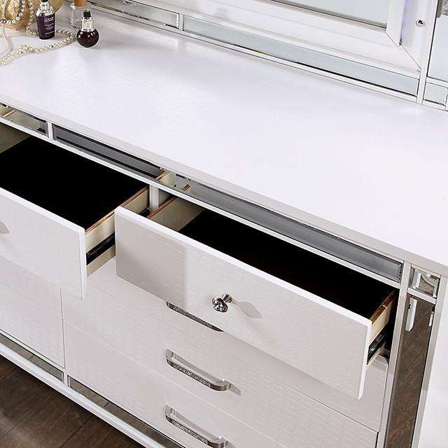 

    
Contemporary White Solid Wood Dresser Furniture of America CM7977WH-D Brachium
