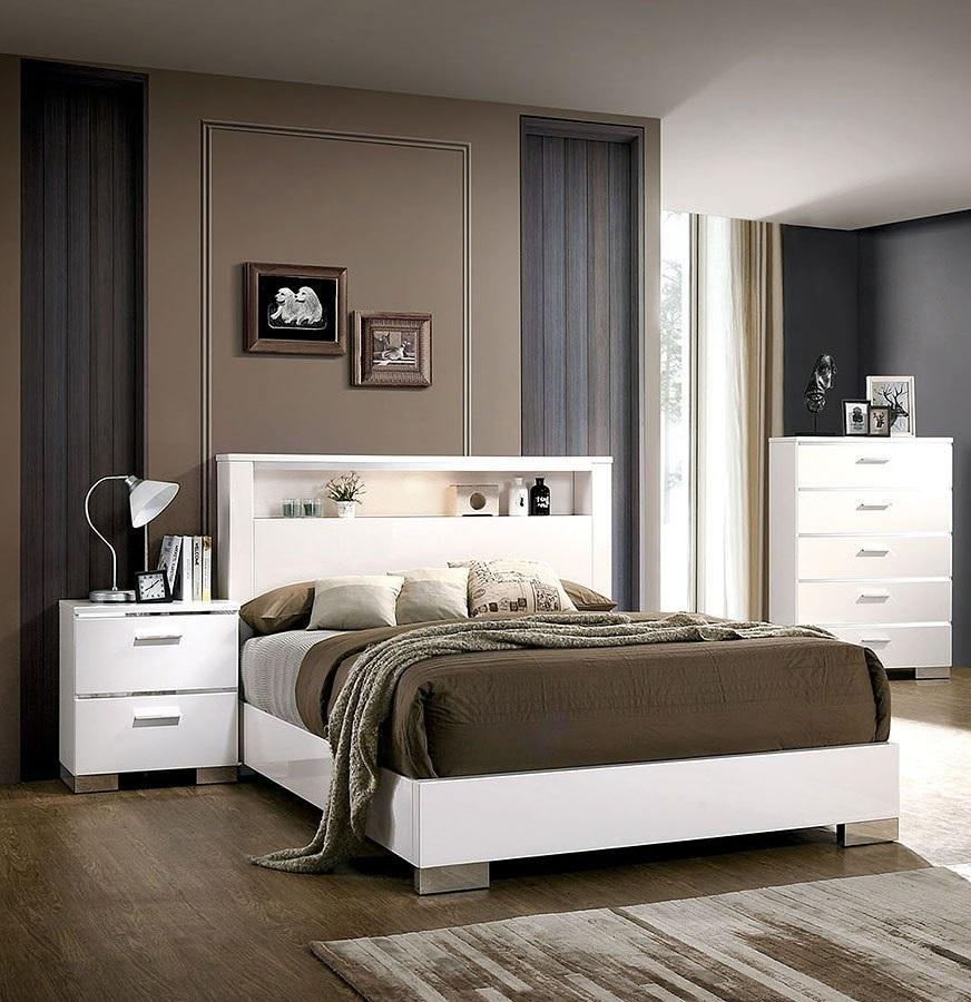 Contemporary Platform Bedroom Set CM7049WH-Q-3PC Carlie CM7049WH-Q-3PC in White 