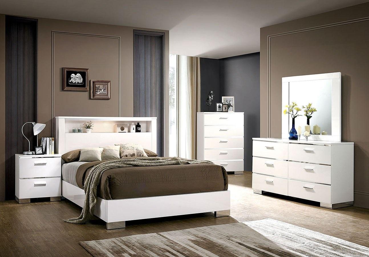 Contemporary Platform Bedroom Set CM7049WH-Q-5PC Carlie CM7049WH-Q-5PC in White 