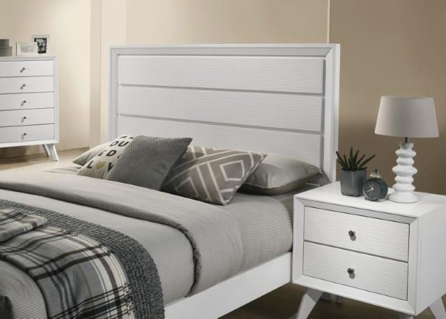 

    
Contemporary White Solid Wood Queen Panel Bed Furniture of America Dortmund CM7465WH-Q
