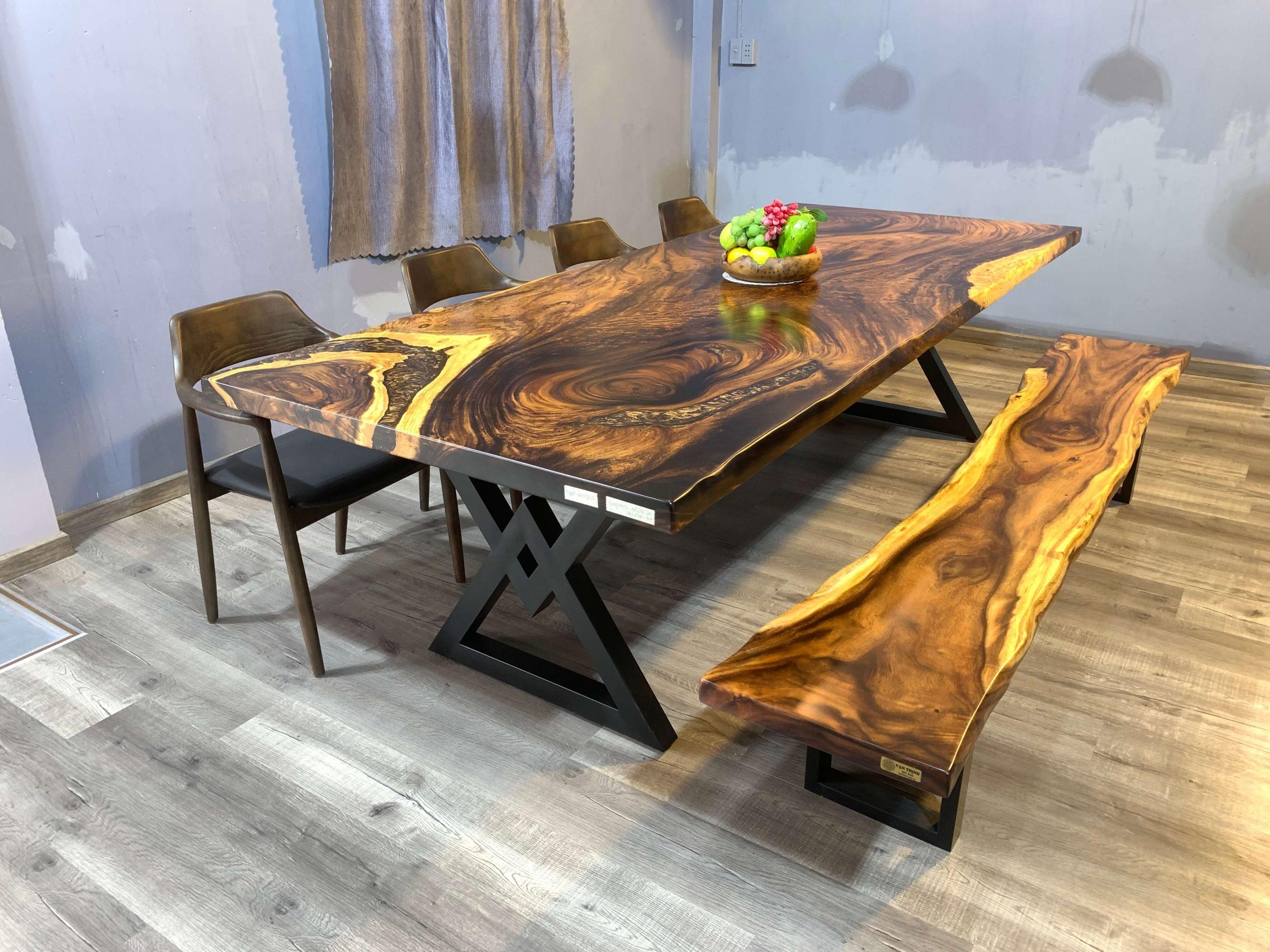 

    
Epoxy River Dining Table European Furniture Africa WVT0039-110-T
