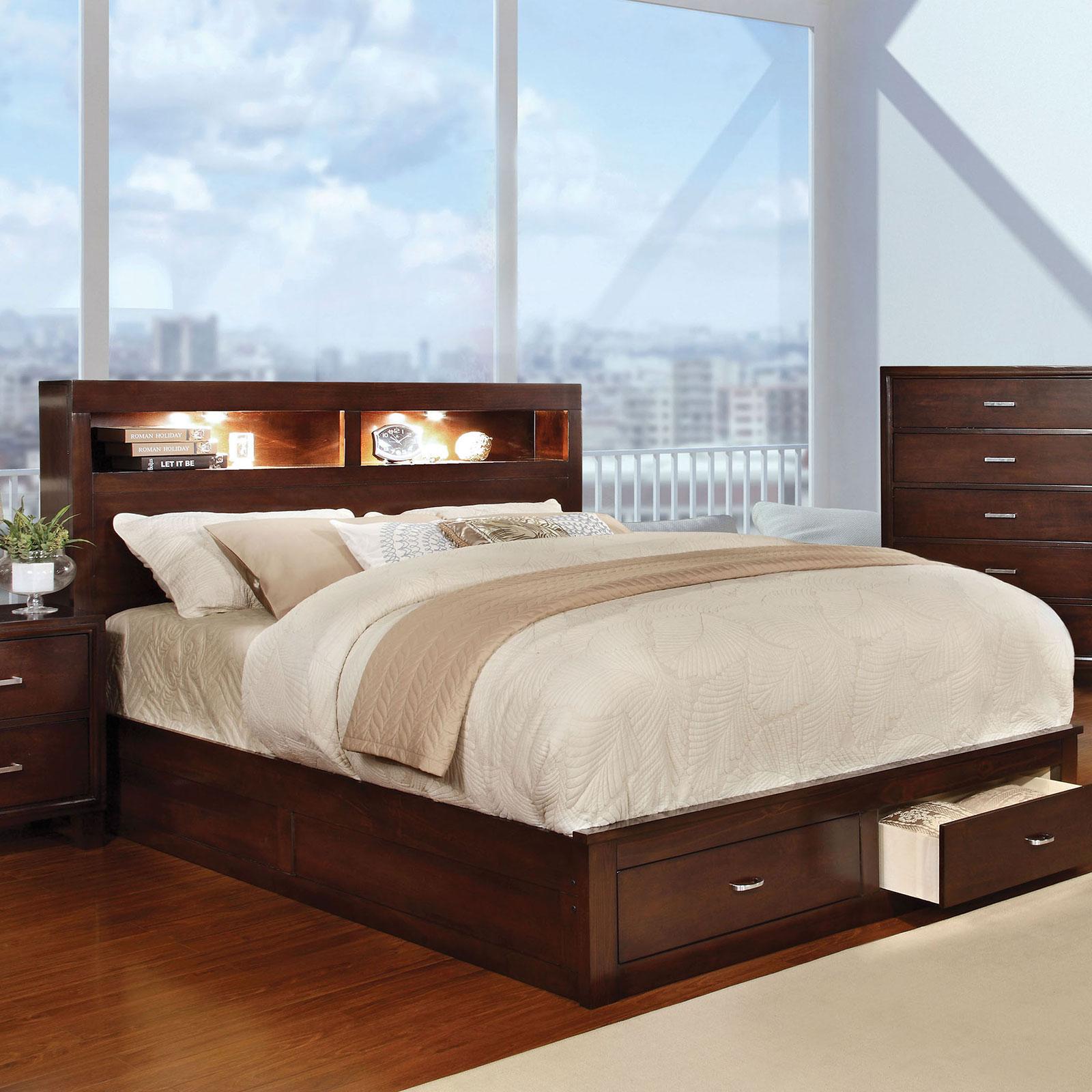 

    
Brown Wood King Storage Bed GERICO CM7291CH-EK Furniture of America Contemporary
