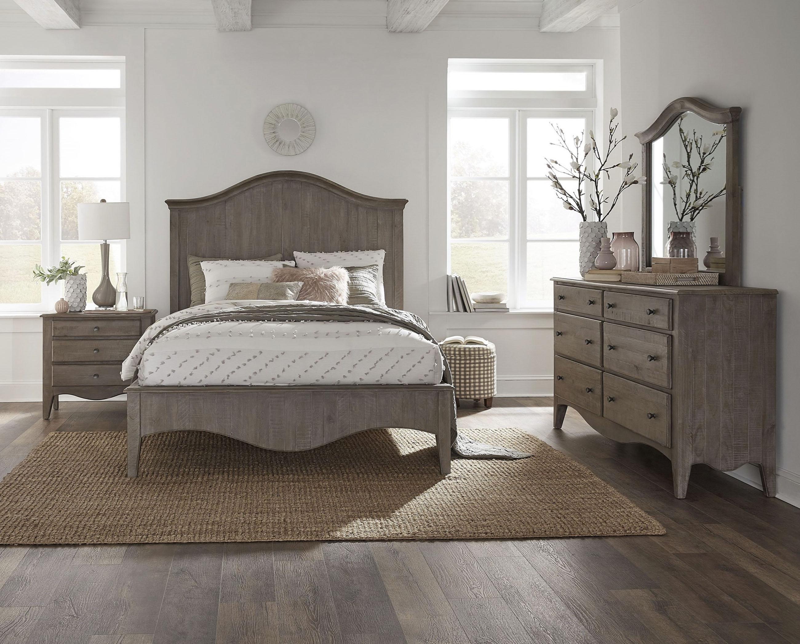 

    
Cottage Style Camel Platform King Bedroom Set 4Pcs ELLA by Modus Furniture
