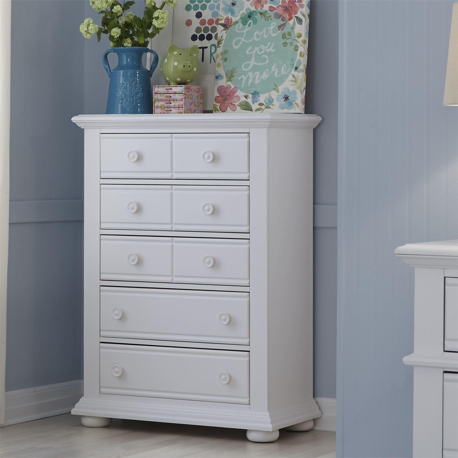 

    
Cottage White Wood Bachelor Chest Summer House (607-YBR) Liberty Furniture
