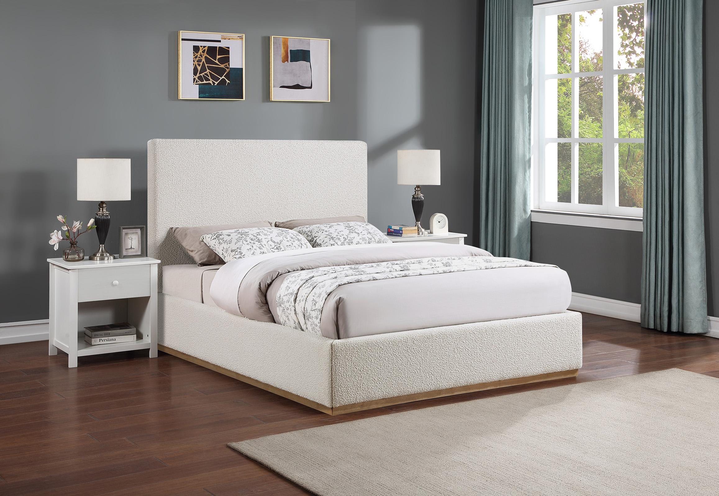 

    
Cream Boucle Fabric Full Bed MONACO MonacoCream-F Meridian Contemporary Modern
