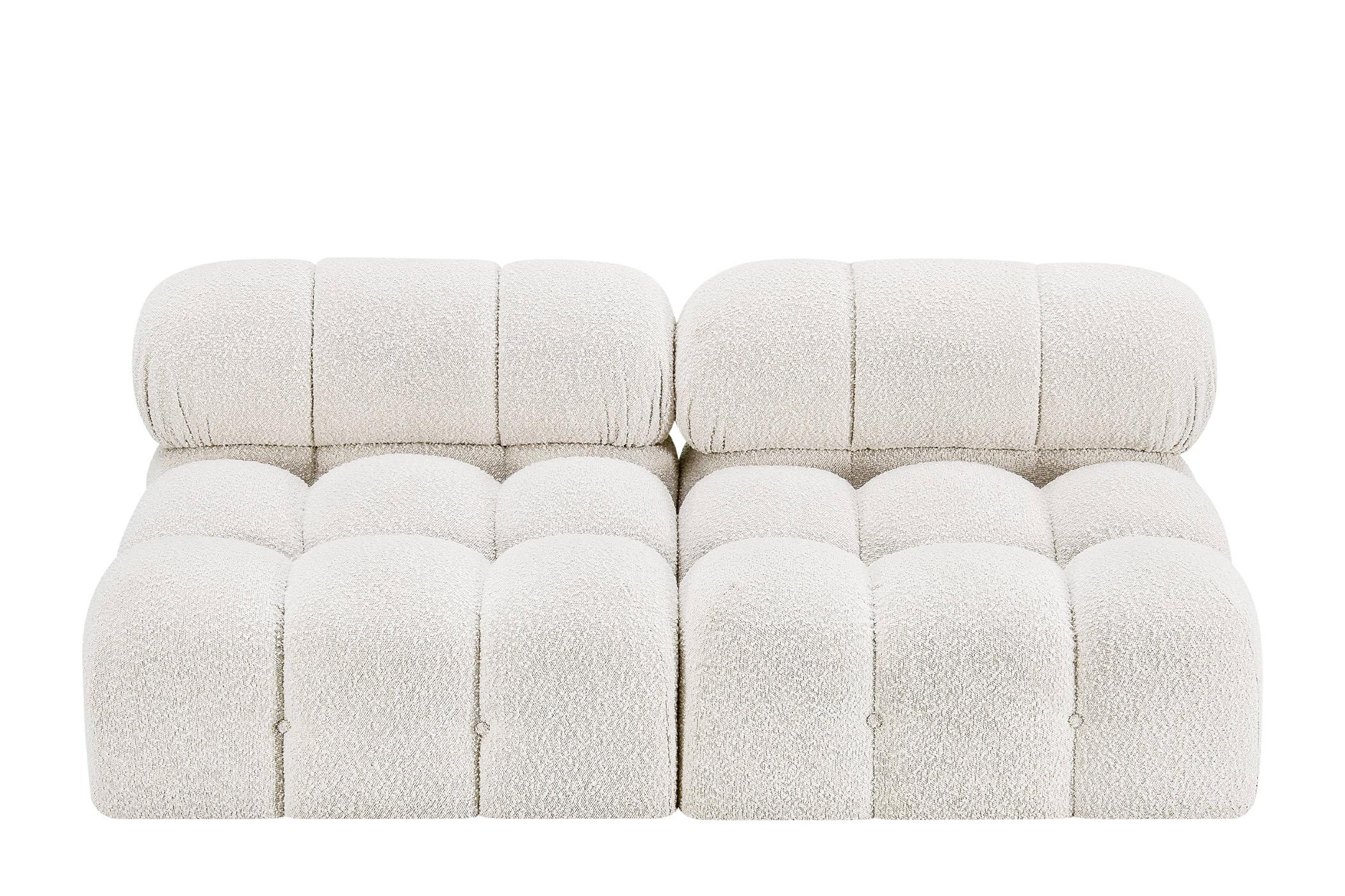 

    
Meridian Furniture AMES 611Cream-S68B Modular Sofa Cream 611Cream-S68B
