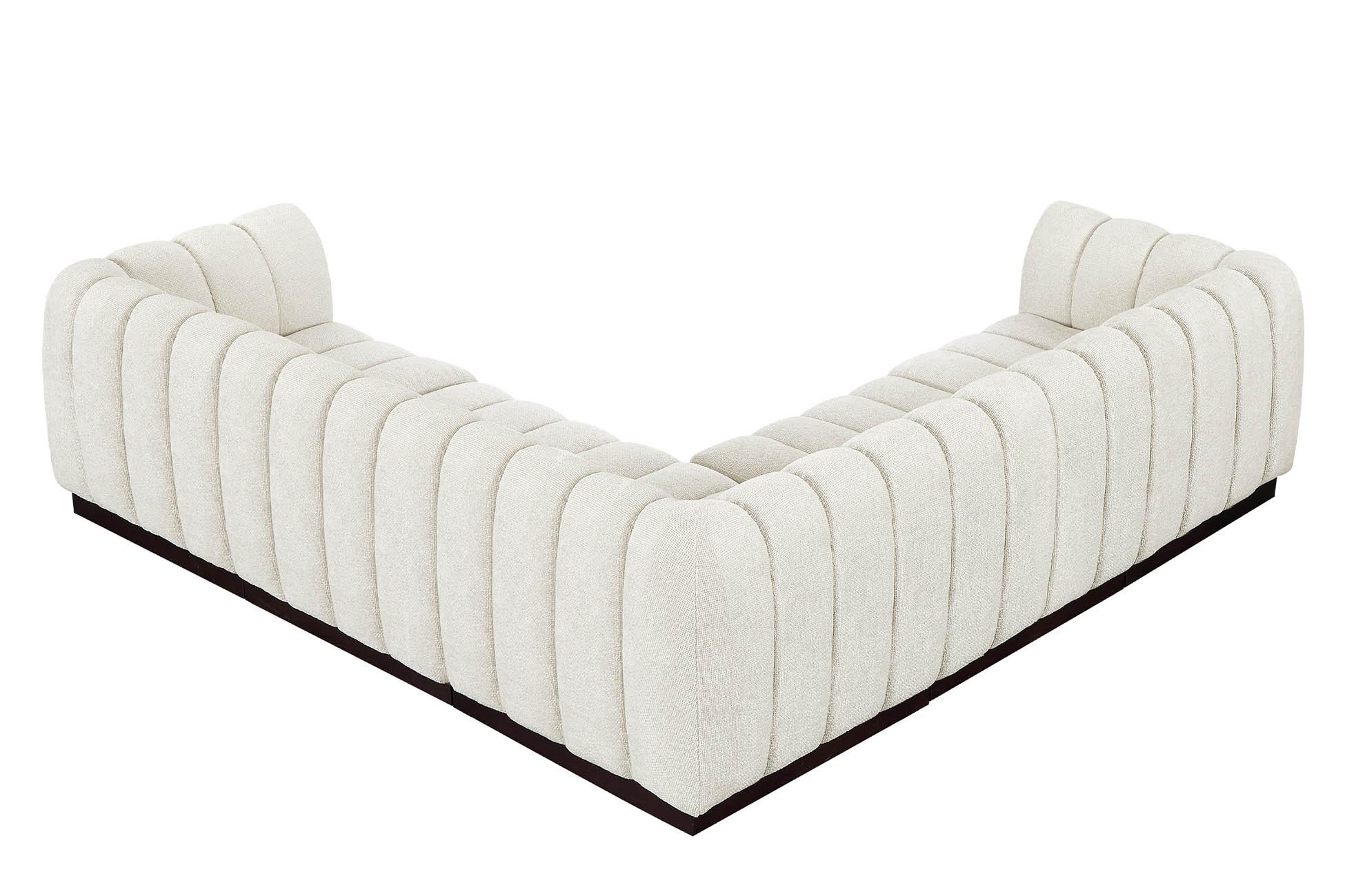 

        
Meridian Furniture QUINN 124Cream-Sec5C Modular Sectional Cream Chenille 094308312071
