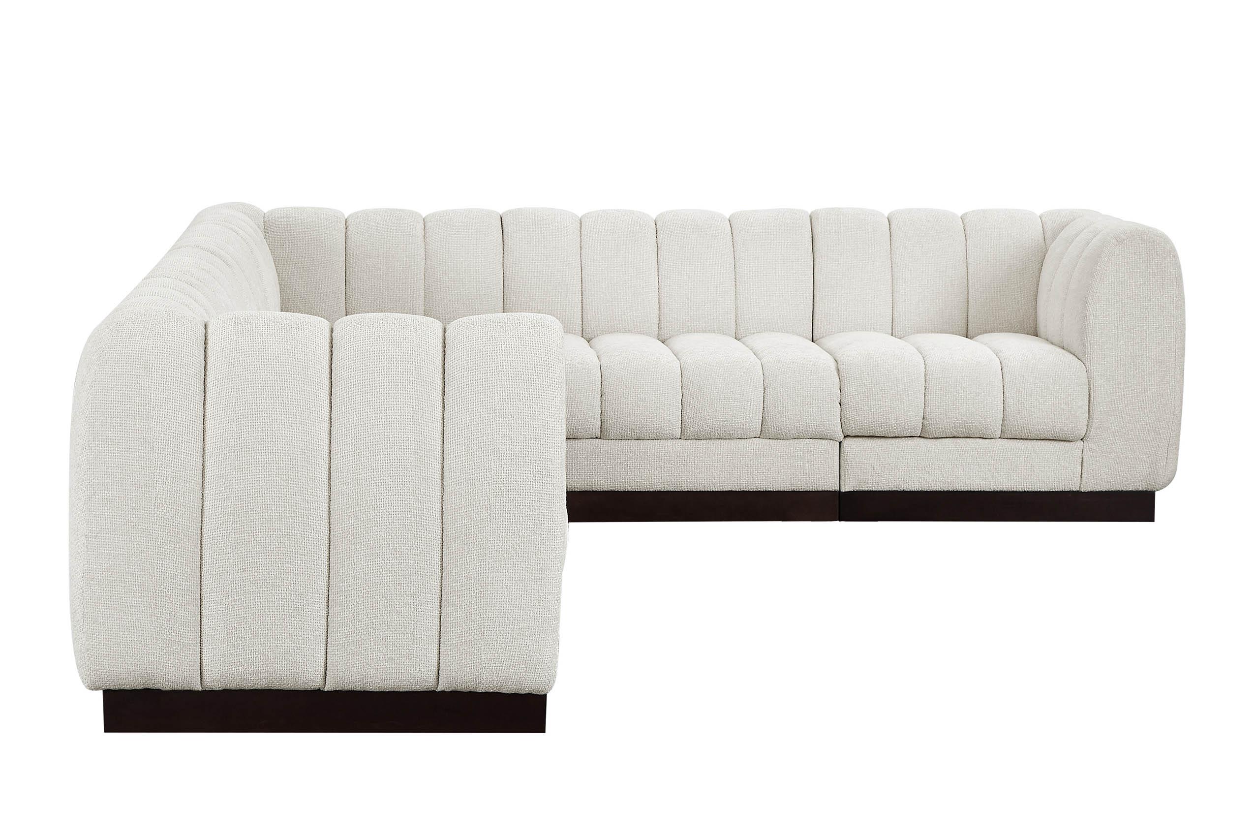 

        
Meridian Furniture QUINN 124Cream-Sec6C Modular Sectional Cream Chenille 094308312101
