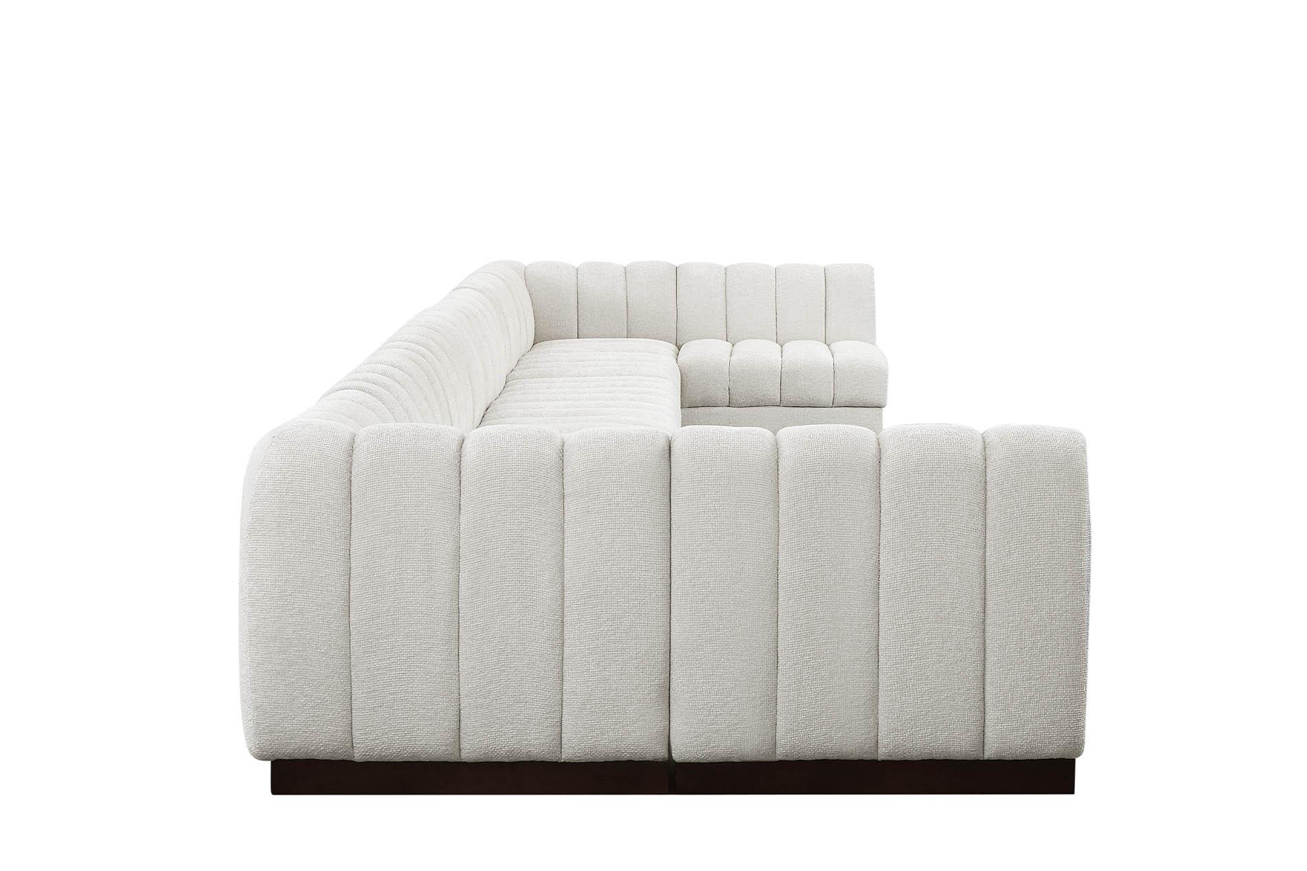 

        
Meridian Furniture QUINN 124Cream-Sec9A Modular Sectional Cream Chenille 094308312163
