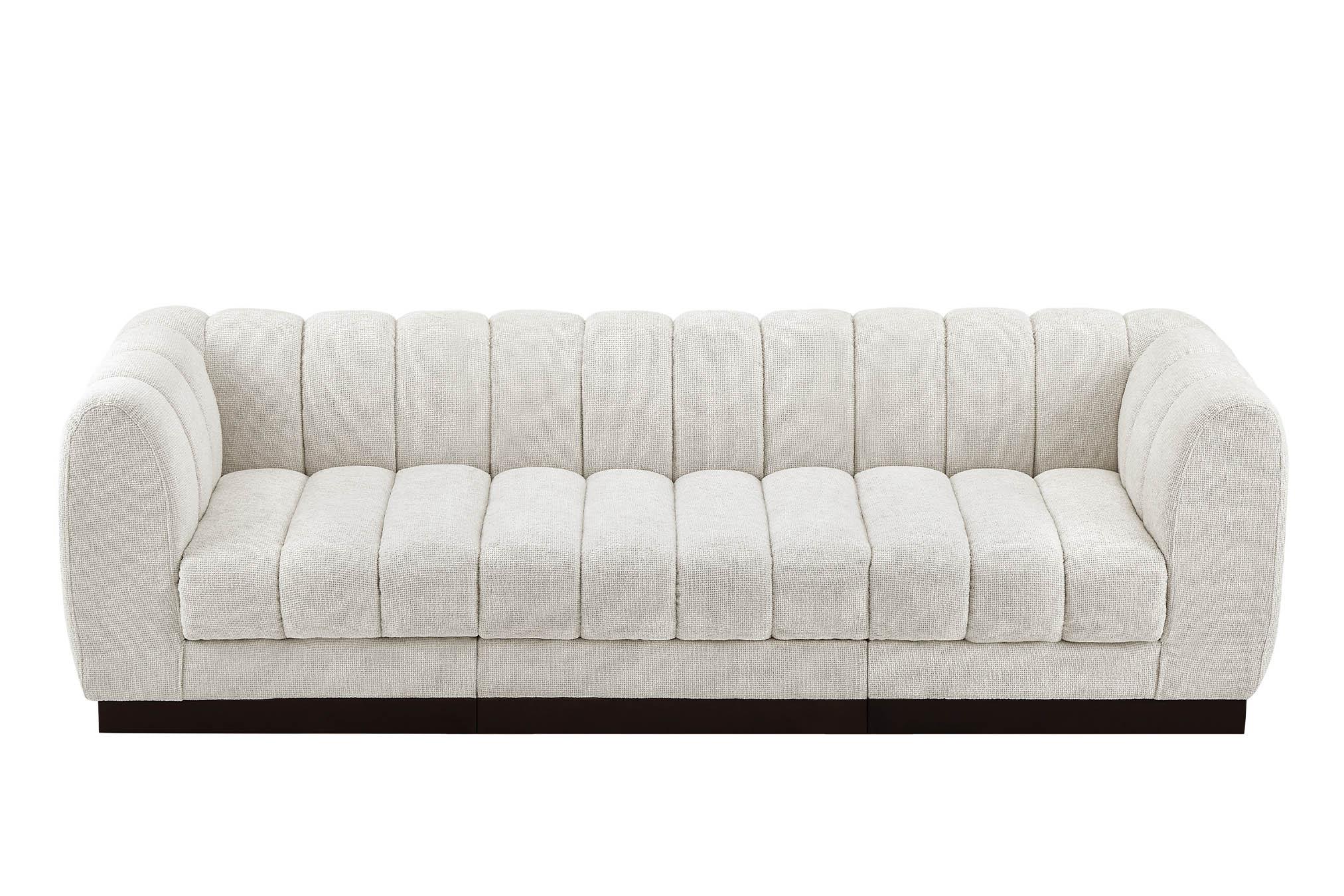 

    
Meridian Furniture QUINN 124Cream-S101 Modular Sofa Cream 124Cream-S101
