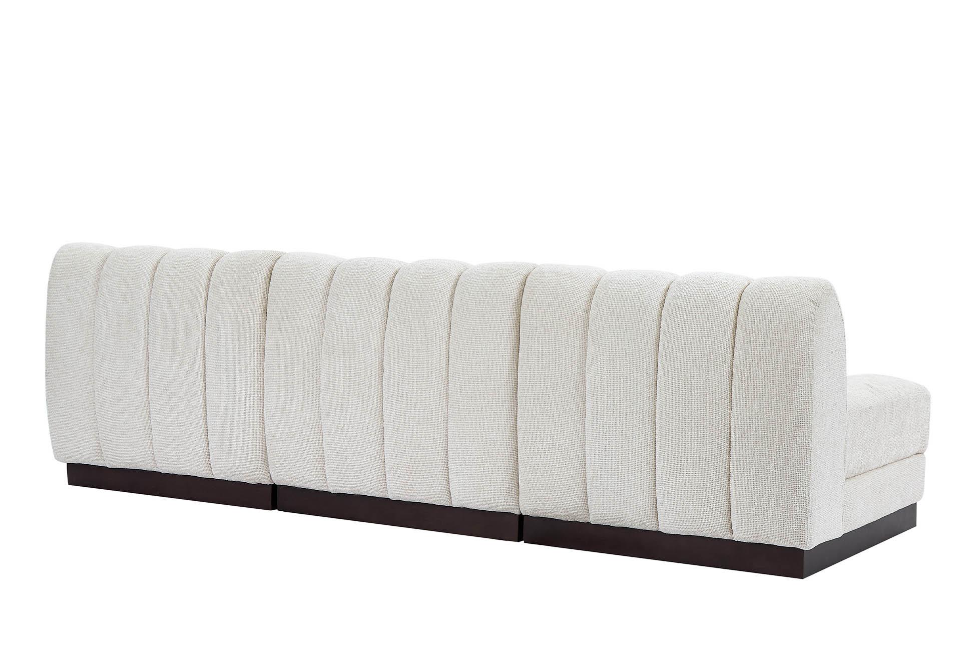 

    
124Cream-S96 Meridian Furniture Modular Sofa
