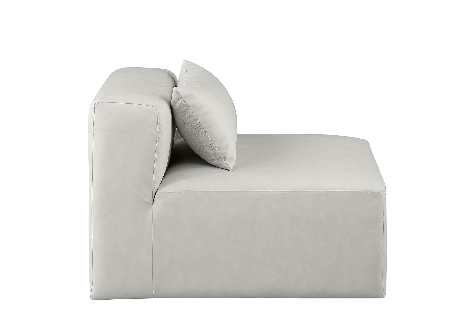 

        
Meridian Furniture CUBE 668Cream-Armless Armless Chair Cream Faux Leather 094308301297
