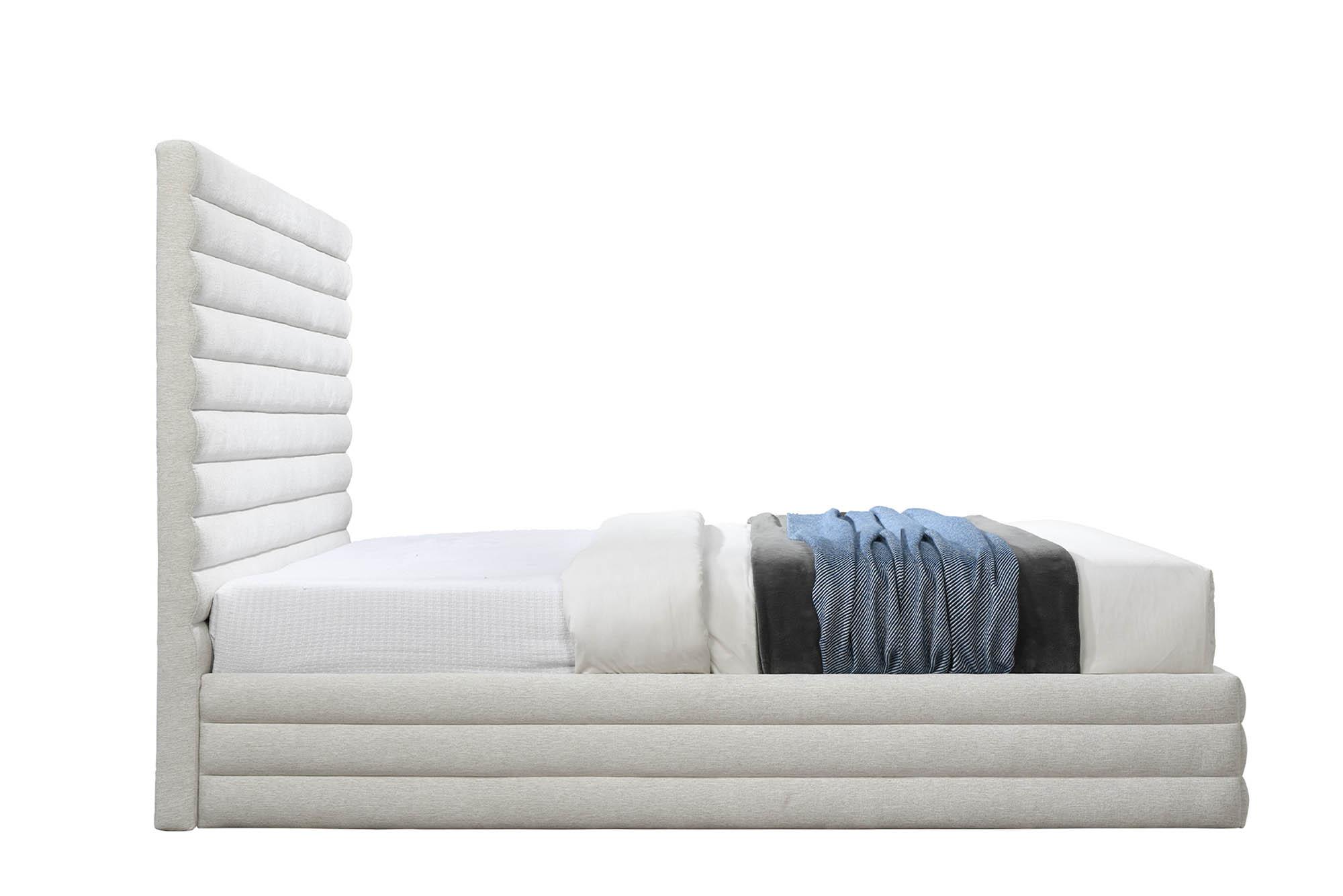 

        
Meridian Furniture MaxwellCream-F Platform Bed Cream Linen 094308324876
