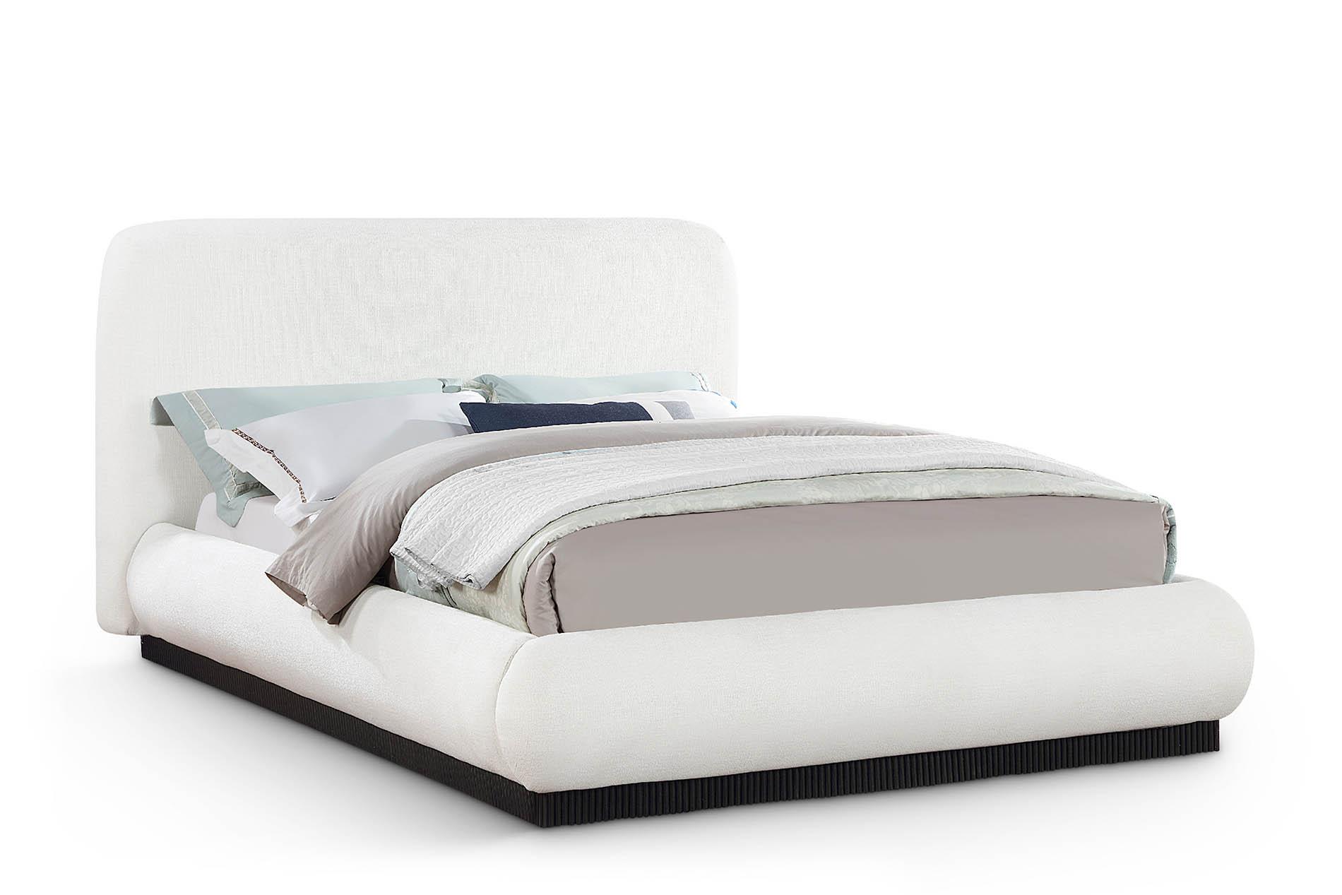 Contemporary, Modern Platform Bed B1278Cream-K B1278Cream-K in Cream Linen