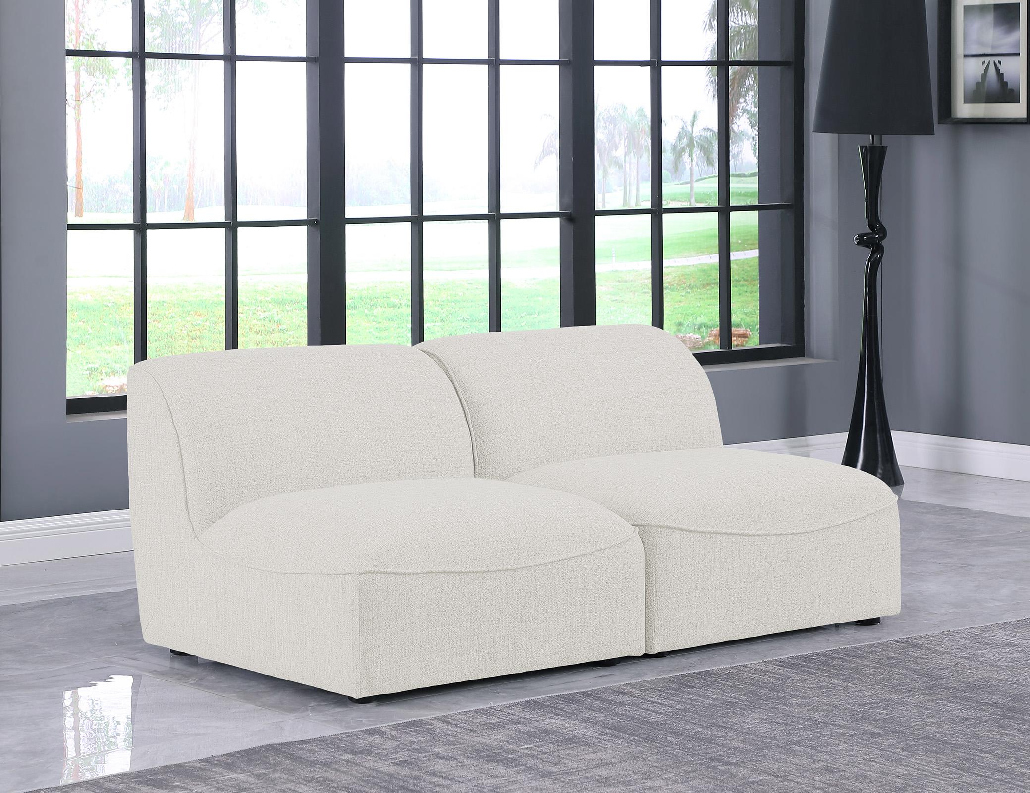 

    
Cream Linen Modular Sofa MIRAMAR 683Cream-S66 Meridian Contemporary Modern

