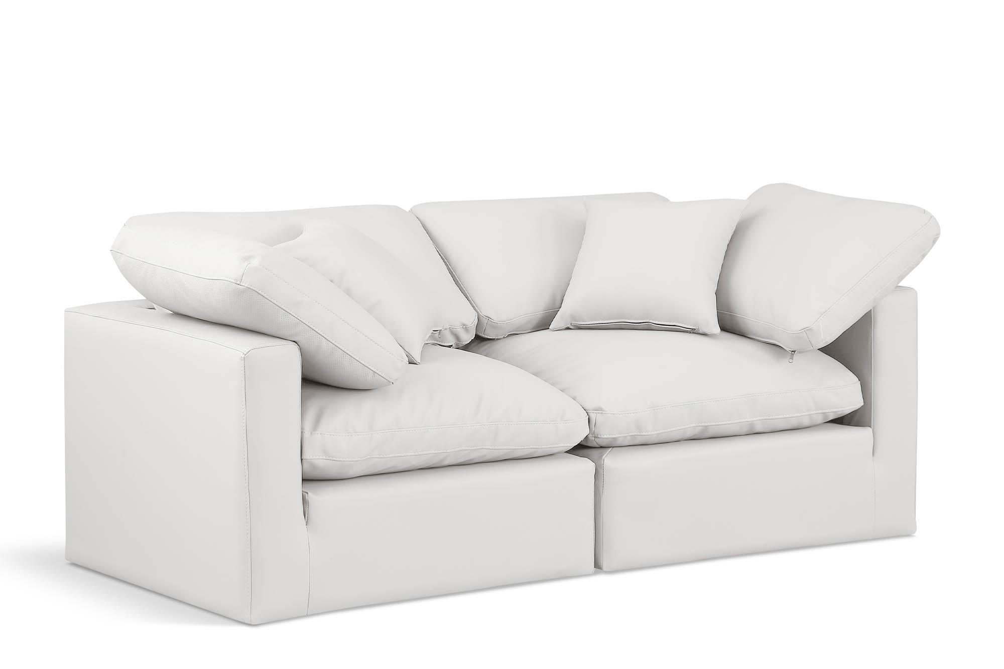 

    
Cream Vegan Leather Modular Sofa INDULGE 146Cream-S70 Meridian Modern
