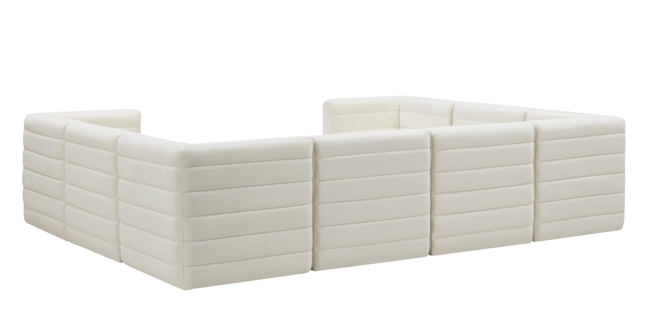 

    
677Cream-Sec8A Meridian Furniture Modular Sectional Sofa
