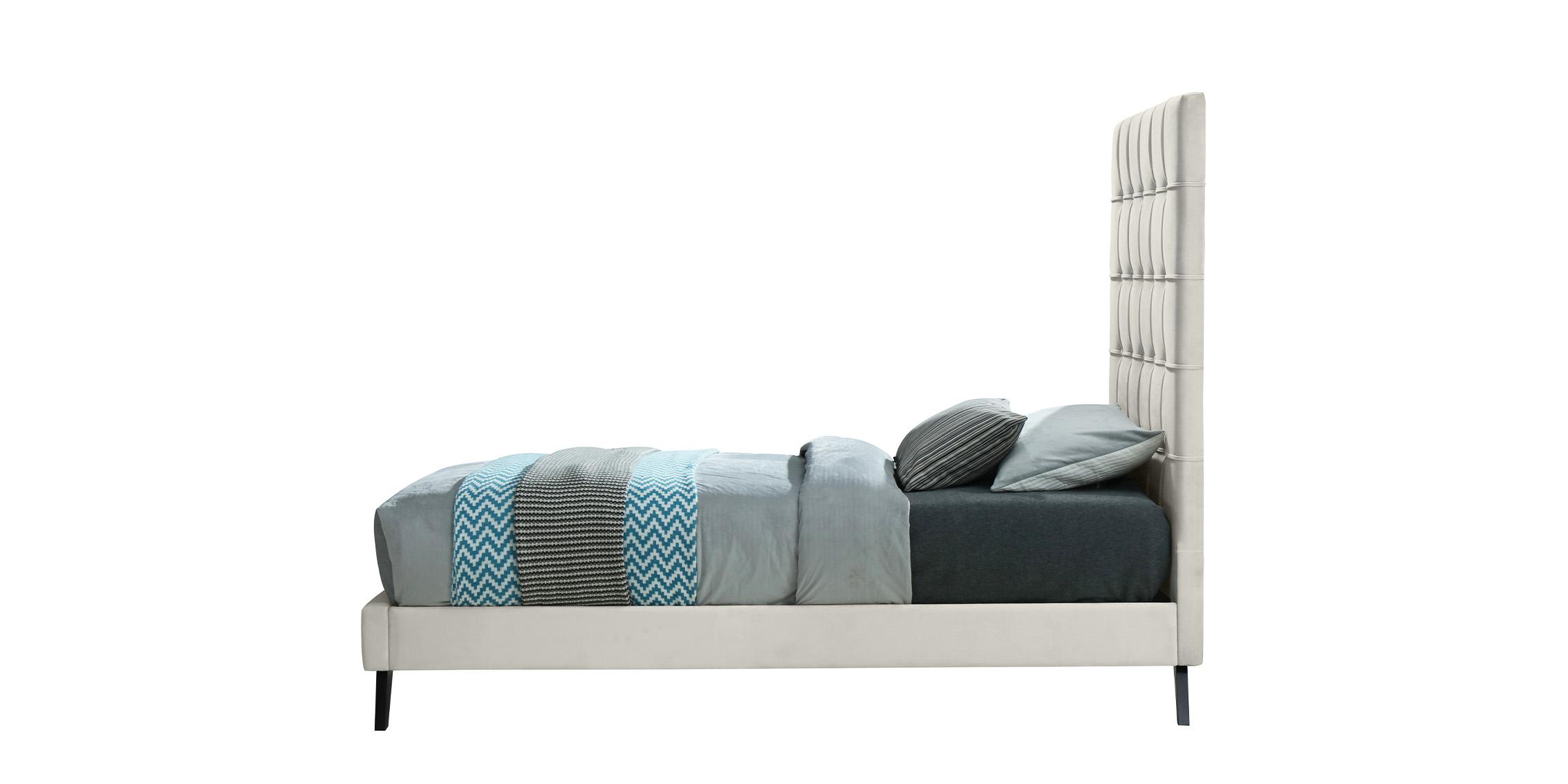 

    
EllyCream-T Meridian Furniture Platform Bed
