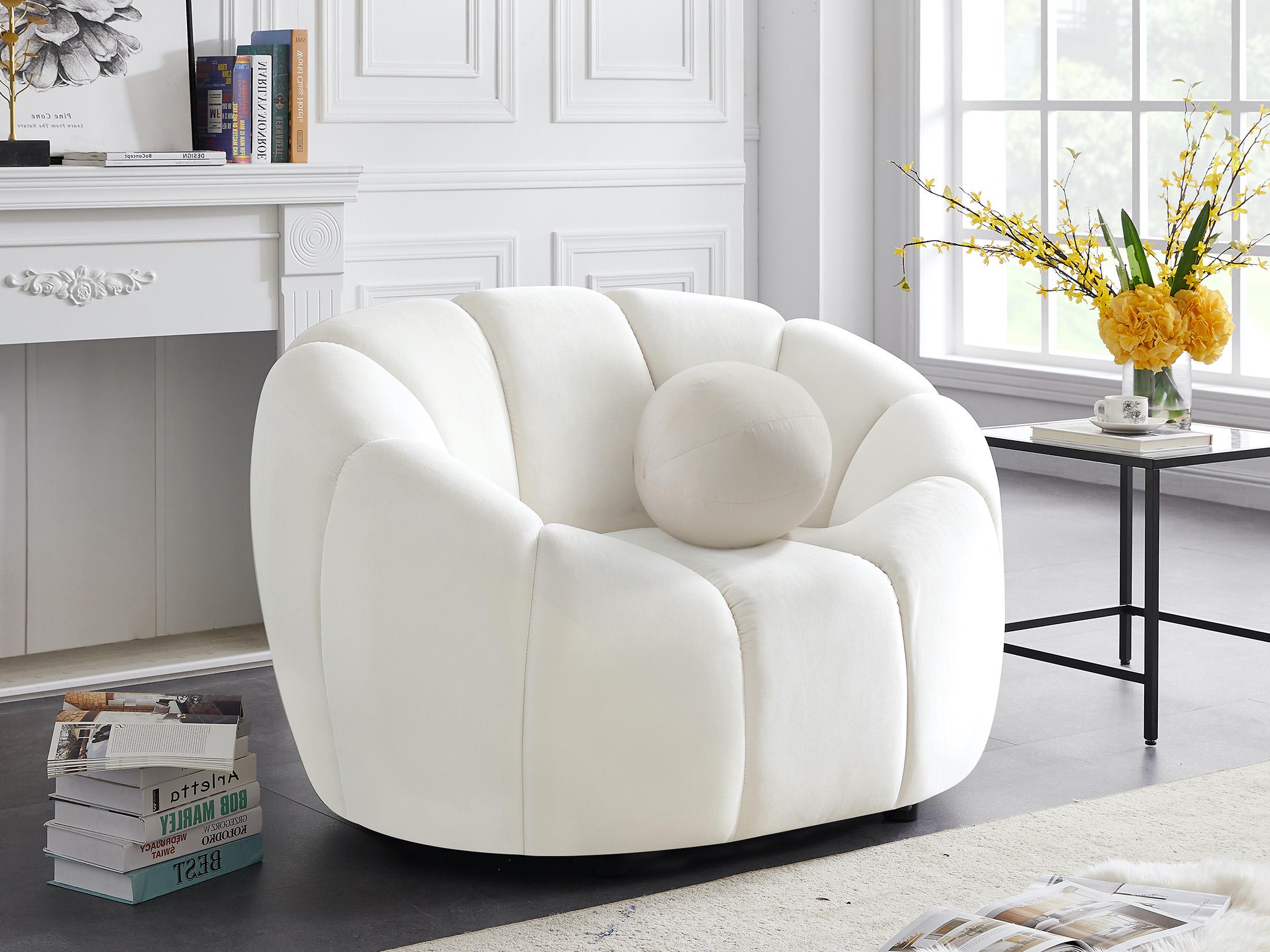 

        
Meridian Furniture ELIJAH 613Cream-Set Arm Chair Set Cream Velvet 094308255668
