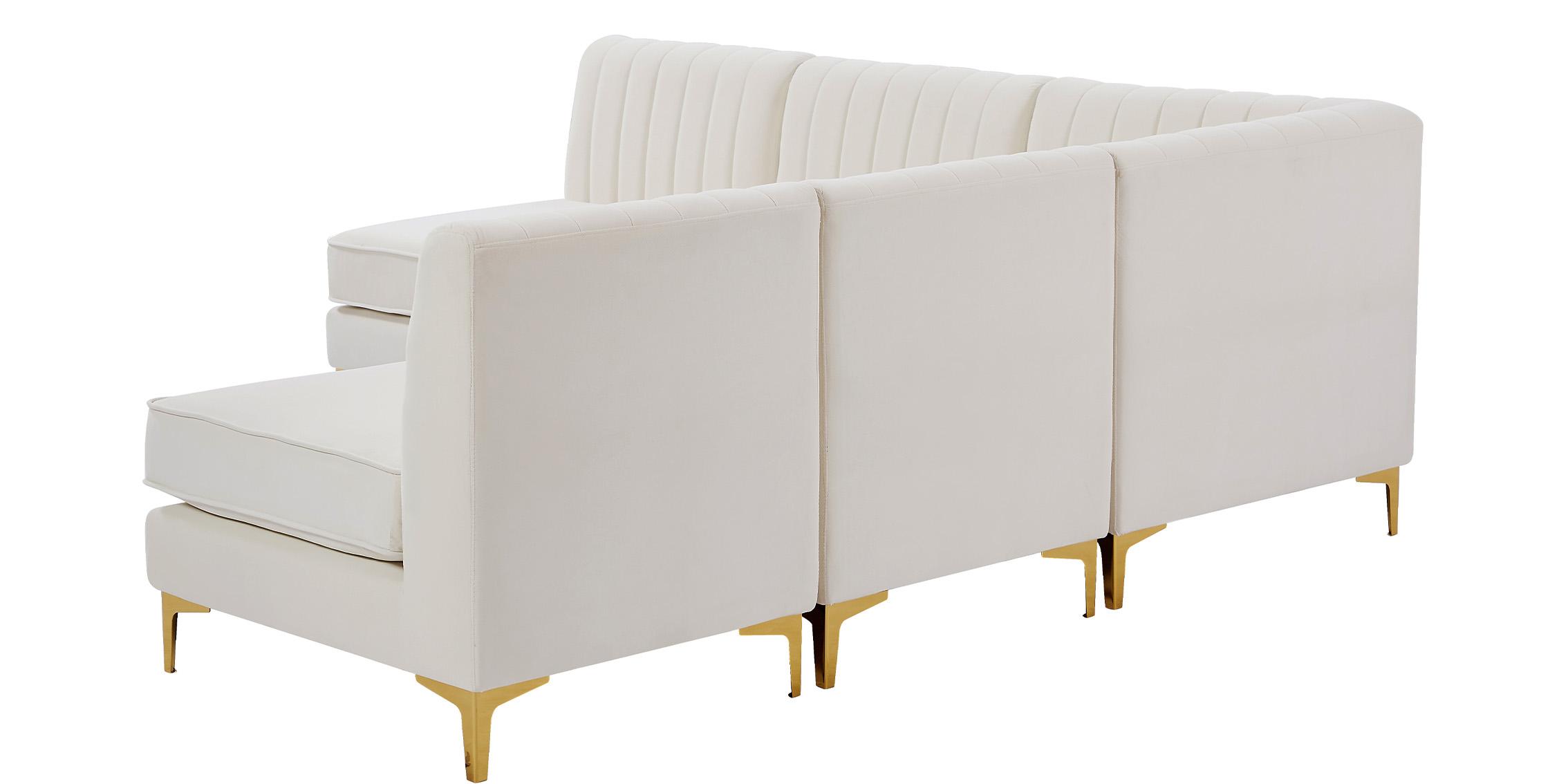 

    
604Cream-Sec5A Meridian Furniture Modular Sectional Sofa
