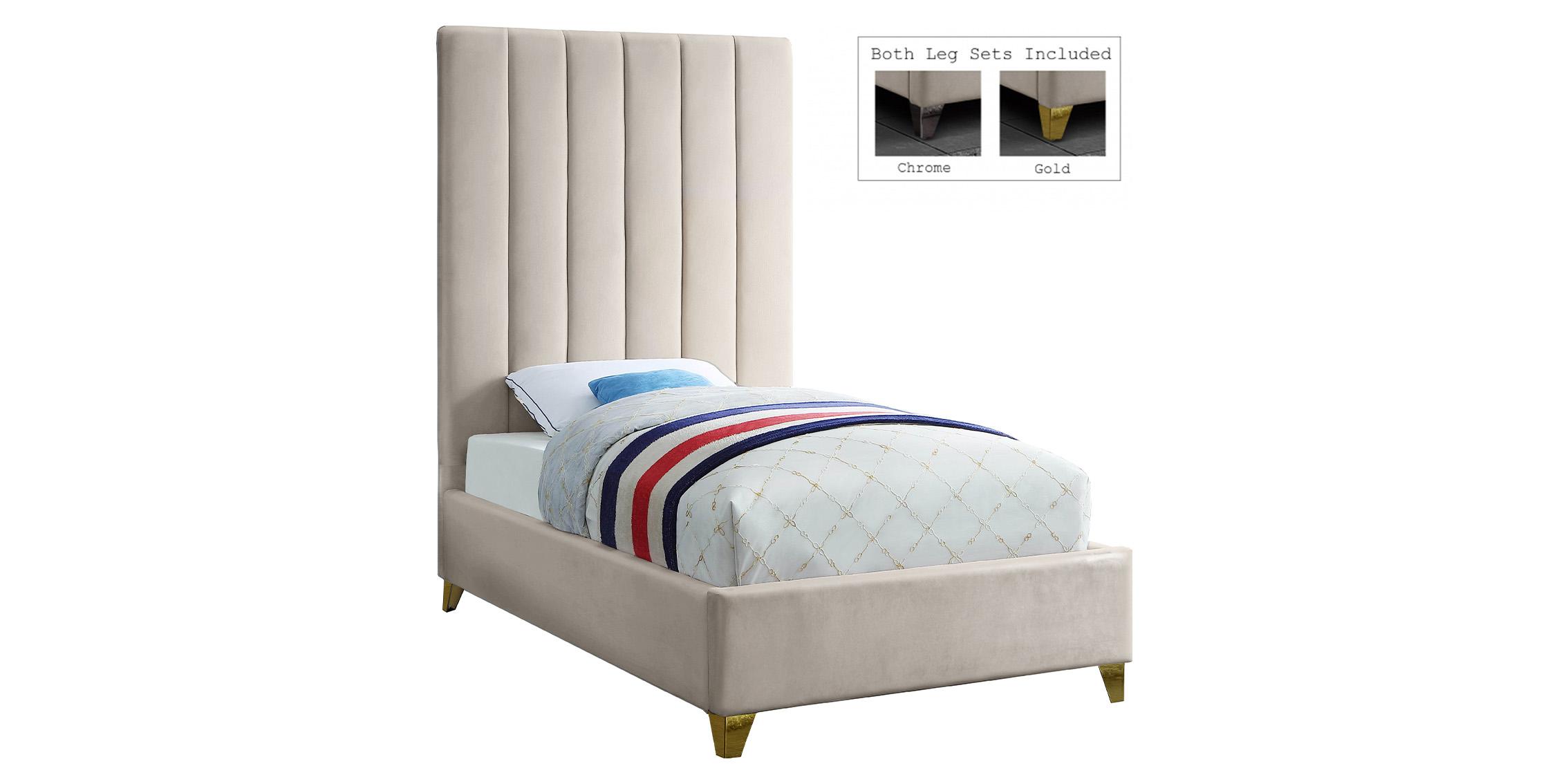 

    
Meridian Furniture VIA Platform Bed Cream ViaCream-T
