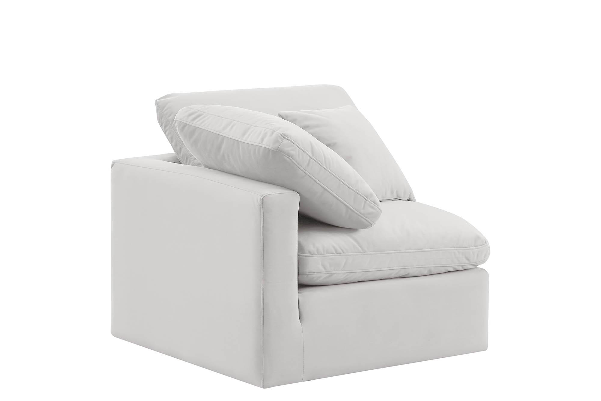 

        
Meridian Furniture INDULGE 147Cream-Corner Corner chair Cream Velvet 094308313542

