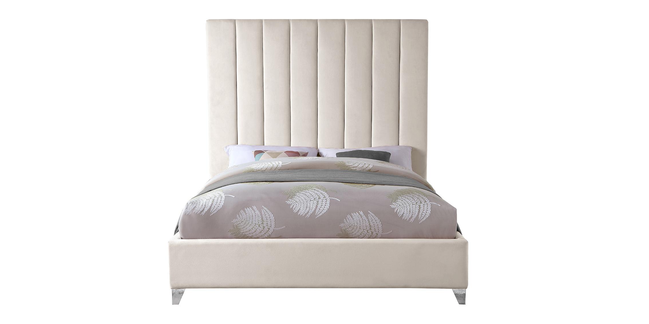 

        
Meridian Furniture VIA ViaCream-K Platform Bed Cream Velvet 704831403435
