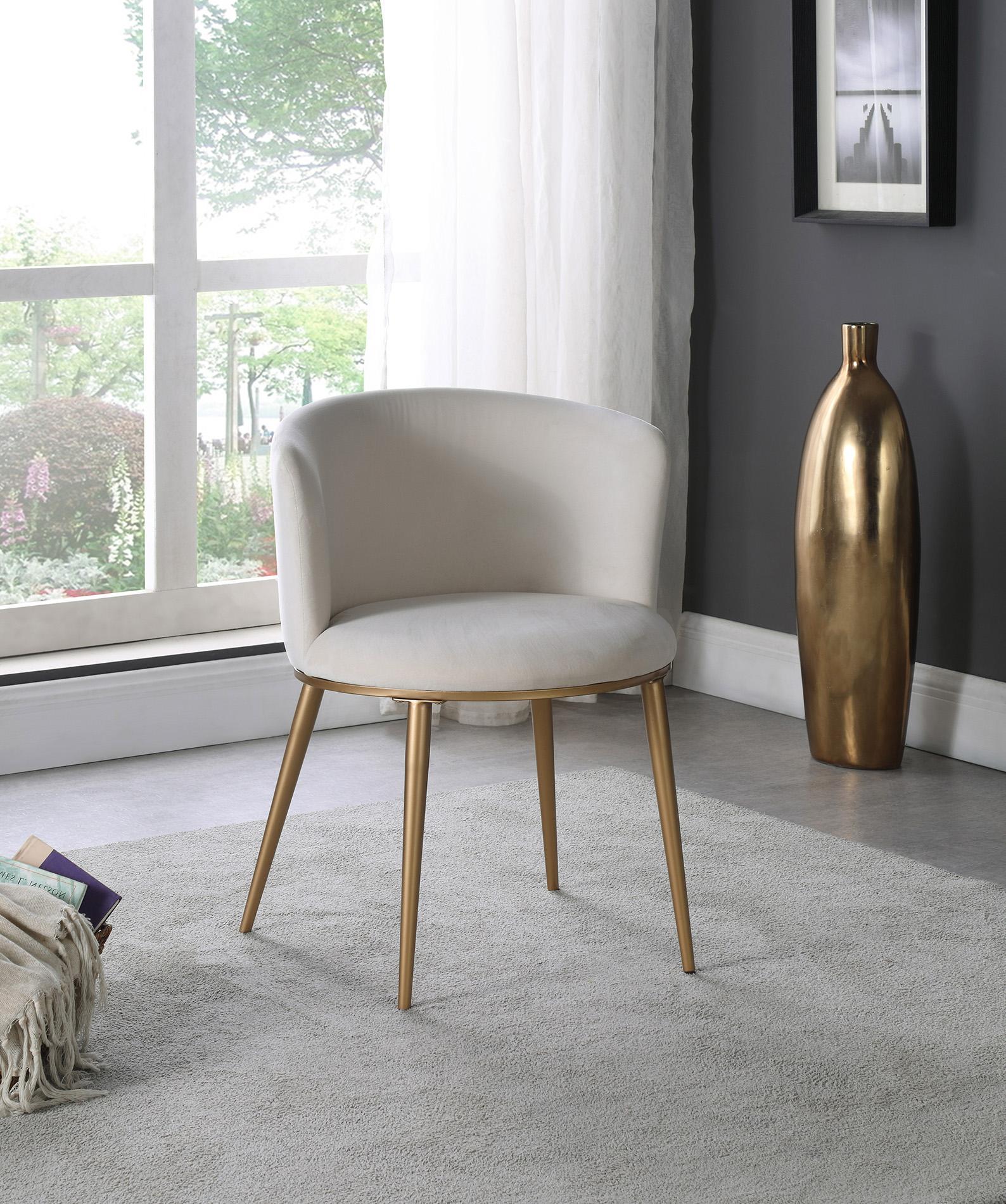 

    
Cream Velvet Dining Chair Set 2Pcs SKYLAR 965Cream-C Meridian Contemporary
