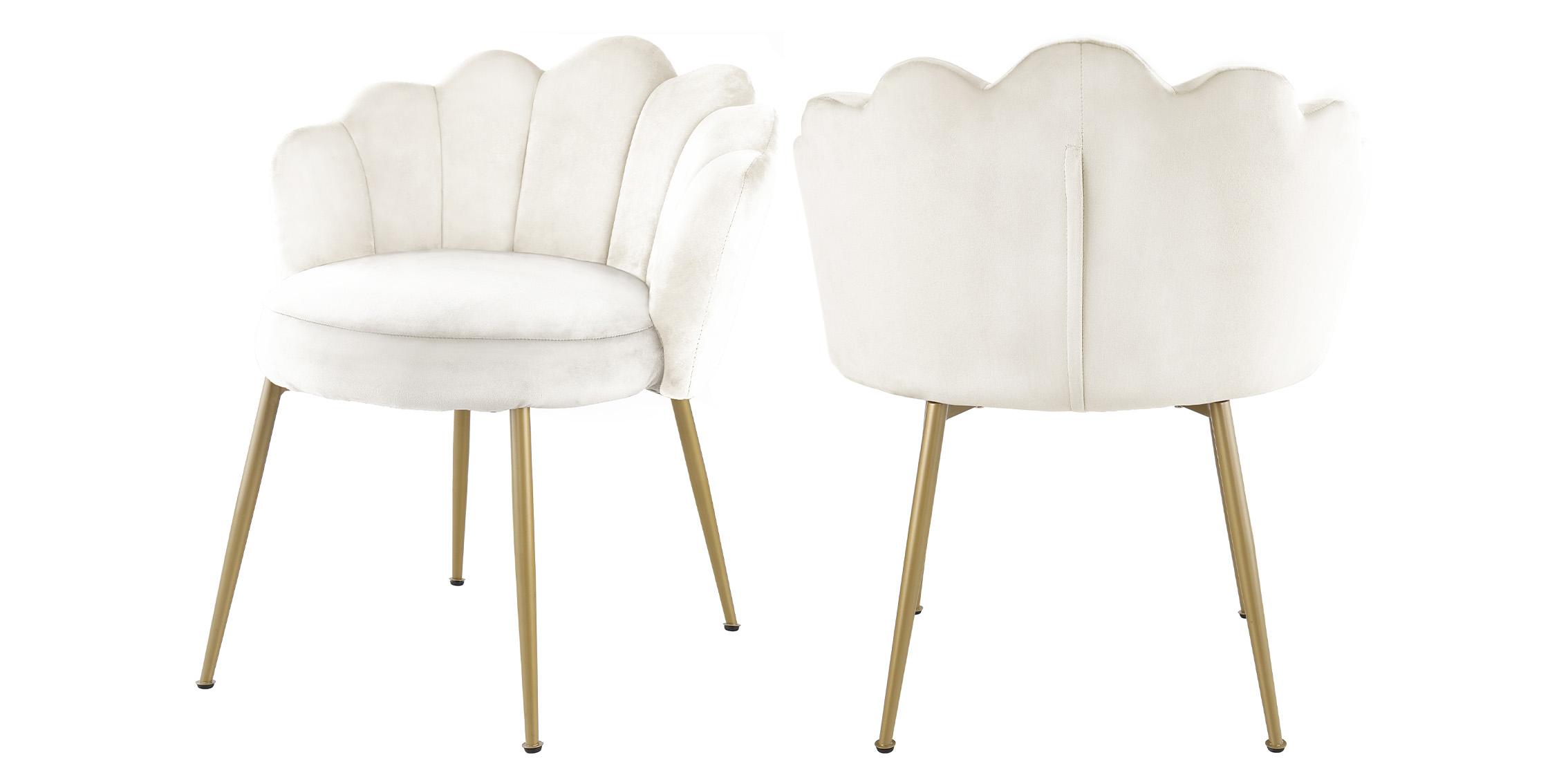 

        
Meridian Furniture CLAIRE 748Cream-C Arm Chair Set Cream Velvet 647899953712
