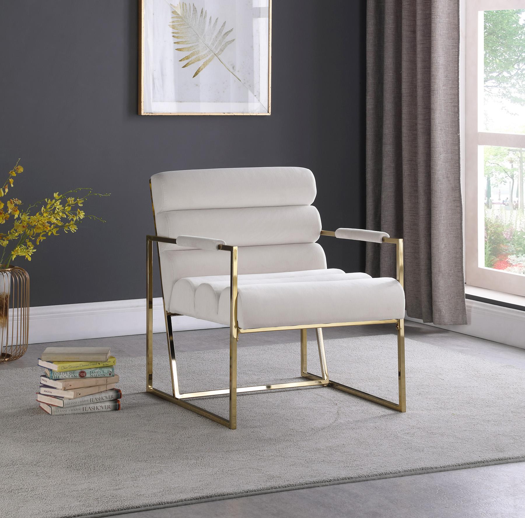 

    
Cream Velvet & Gold Tufted Accent Chair WAYNE 526Cream Meridian Contemporary
