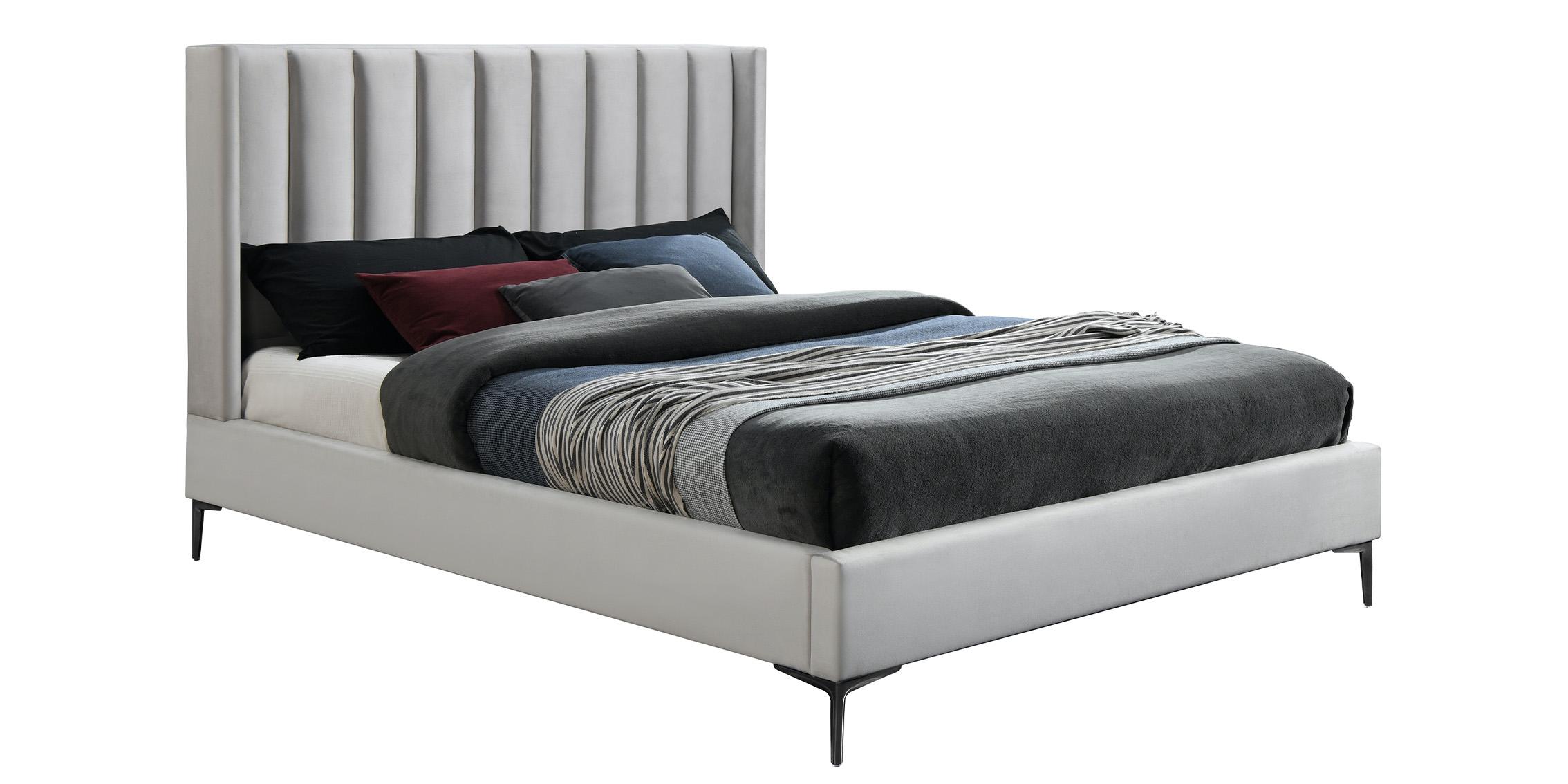 Contemporary Platform Bed NadiaCream-K NadiaCream-K in Cream Velvet