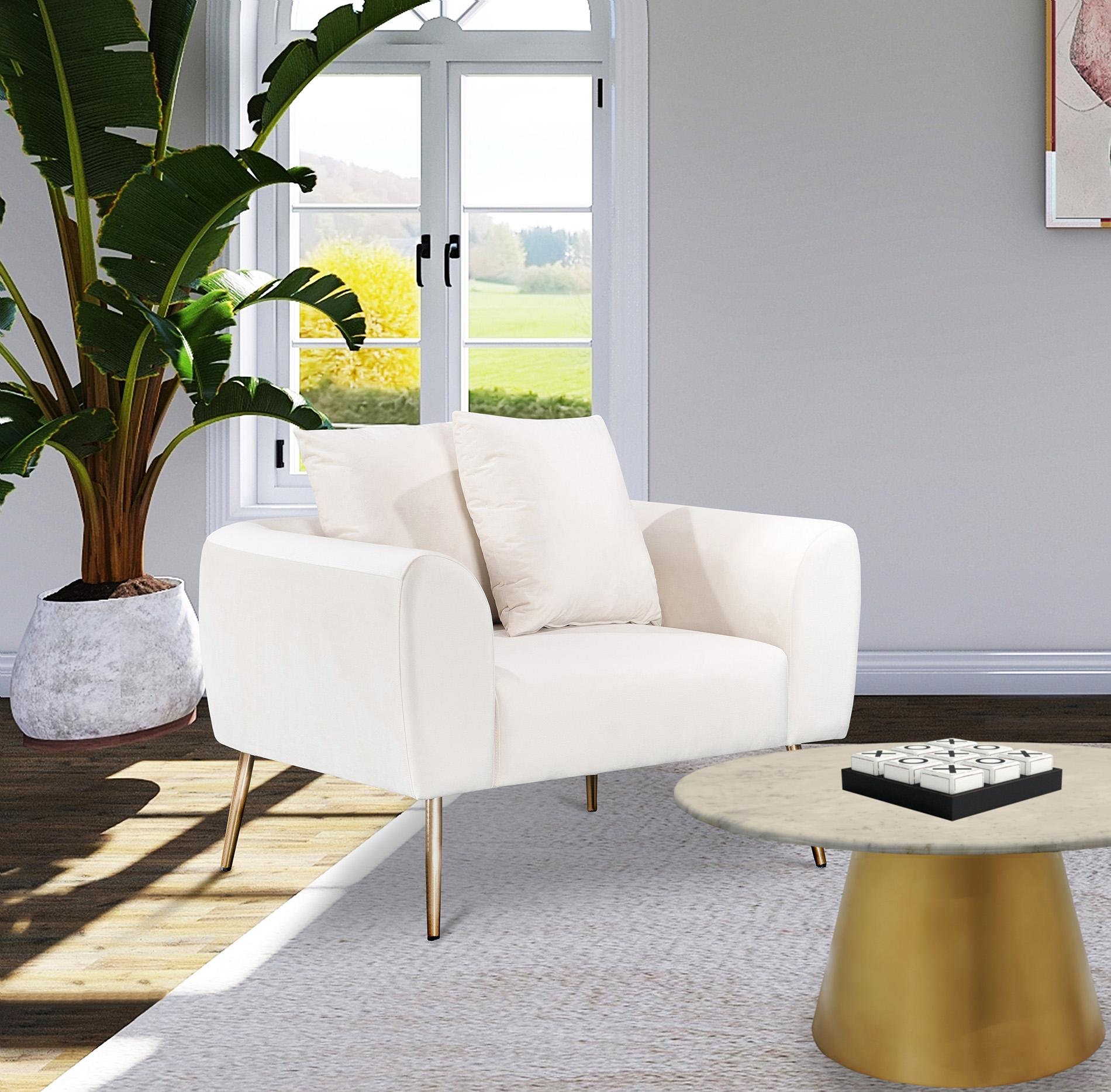 

        
Meridian Furniture Quinn Sofa Set Cream Fabric 753359801339
