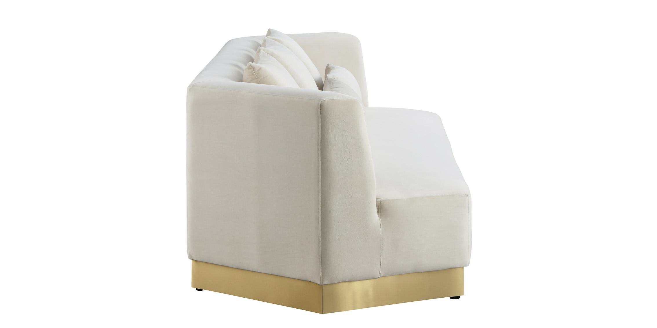 

        
Meridian Furniture MARQUIS 600Cream-S Sofa Cream Velvet 753359800226

