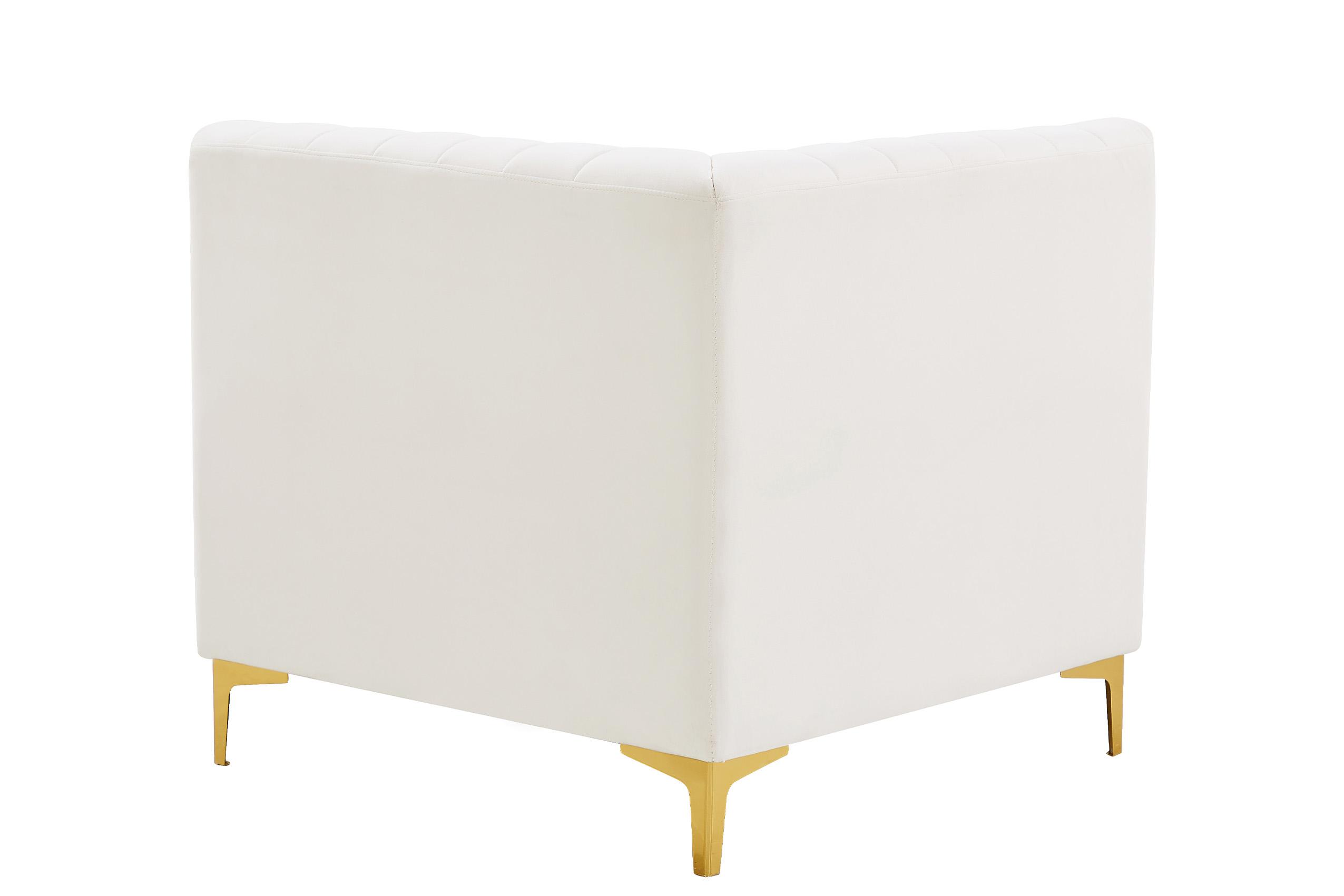 

        
Meridian Furniture ALINA 604Cream-Corner Corner chair Cream Velvet 94308256696
