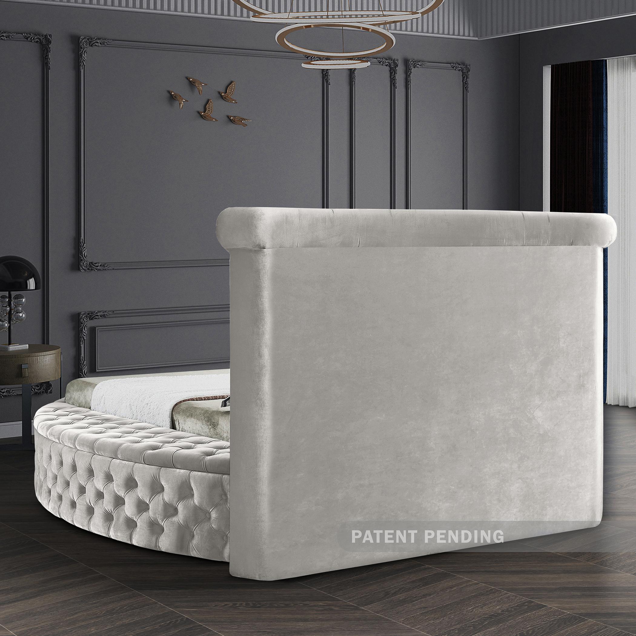 

    
 Order  Cream Velvet Tufted Round Storage King Bed LUXUS Meridian Contemporary Modern

