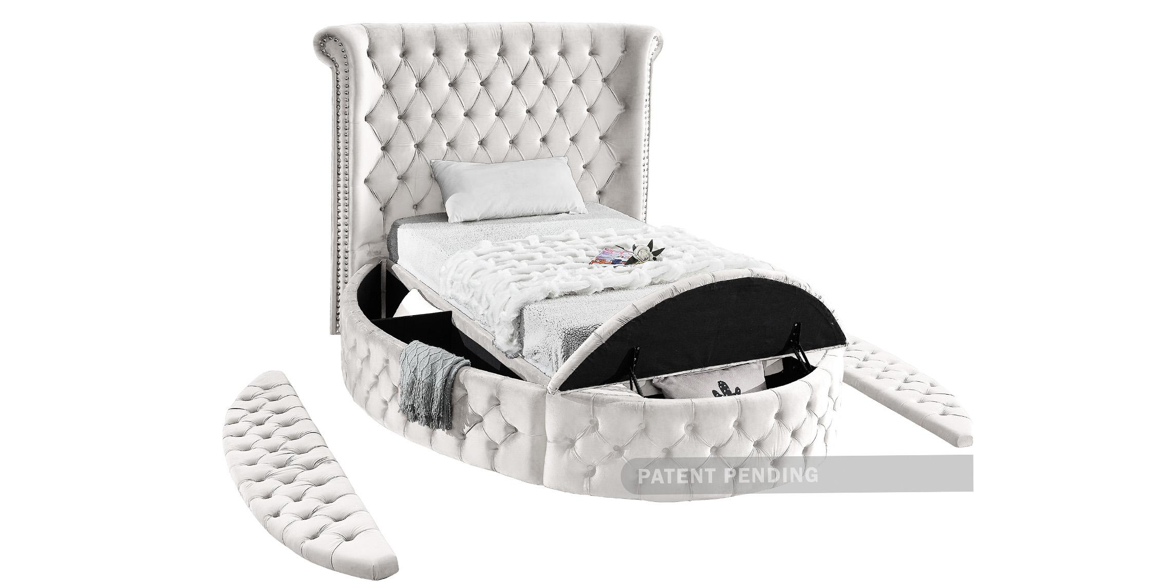 

        
Meridian Furniture LuxusCream-T Storage Bed Cream Velvet 753359802718
