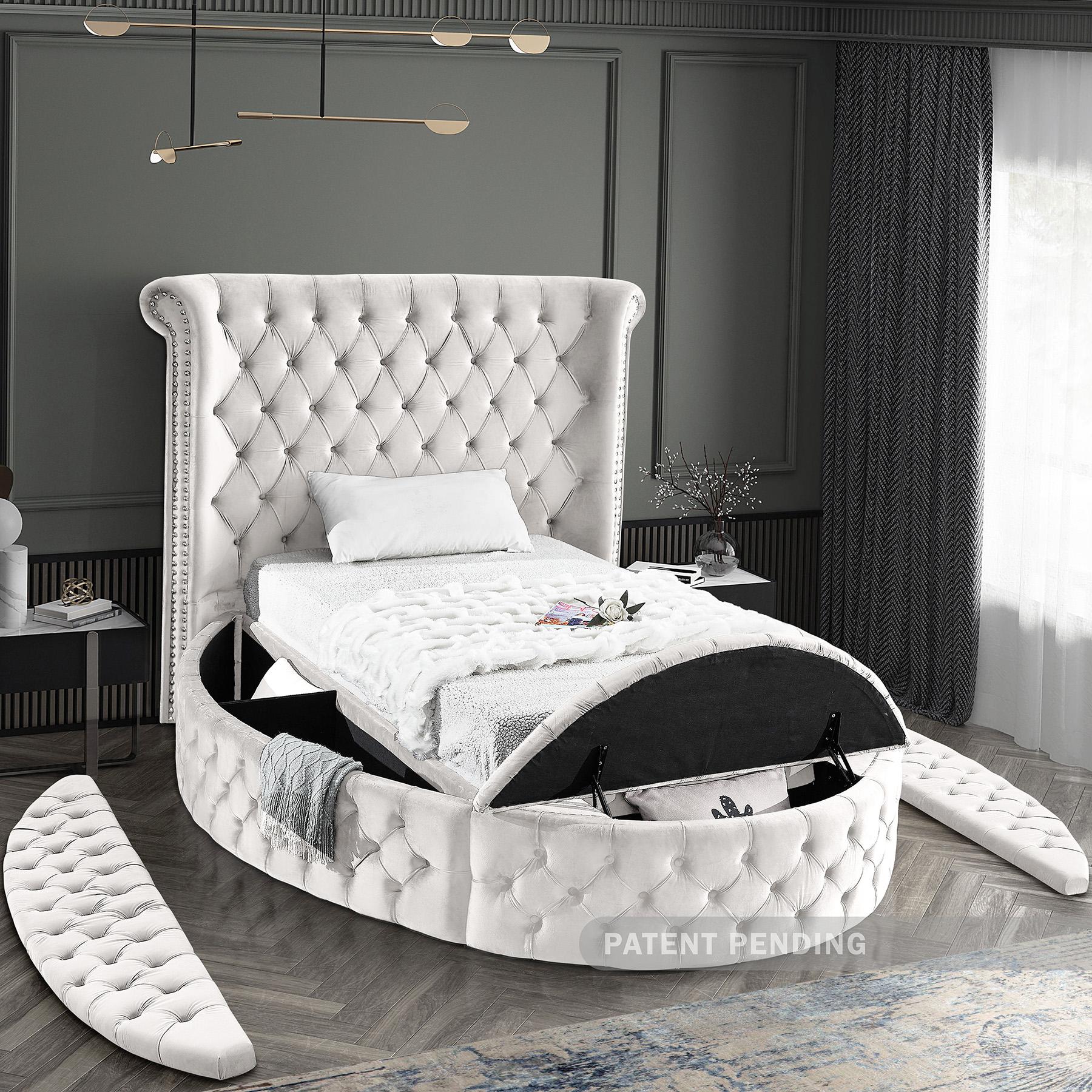

    
LuxusCream-T Cream Velvet Tufted Round Storage TWIN Bed LUXUS Meridian Contemporary Modern
