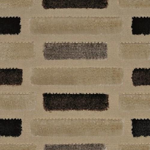 

    
M020-417-011-A Creamy Basketweave Fabric Bronze Metal Feet Sofa STREAMLINE SOFA by Caracole
